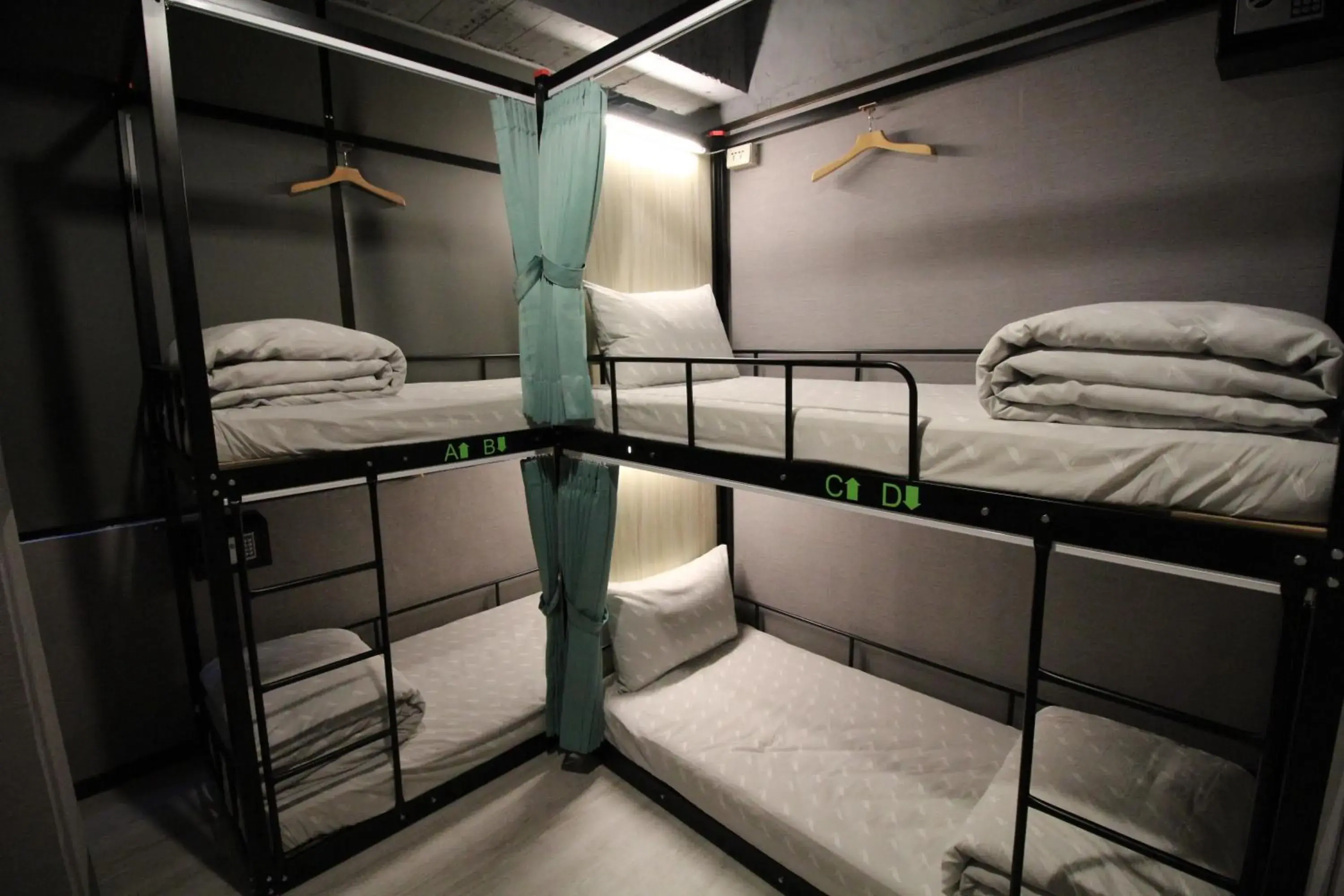 Bed in 4-Bed Female Dormitory Room in Backpackers Hostel - Ximen Bed in 4-Bed Female Dormitory Room in Backpackers Hostel - Ximen