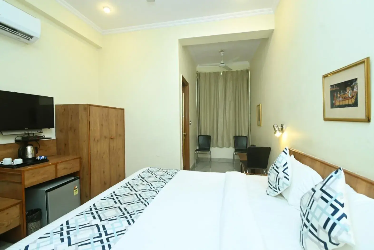 Deluxe Double Room in Hotel Yulia Deluxe Double Room in Hotel Yulia