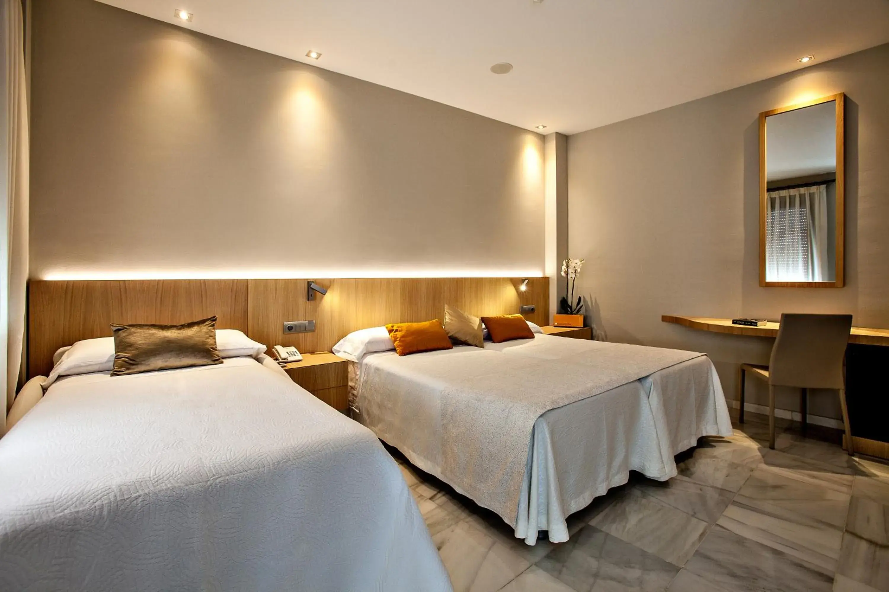 Triple Room in Hotel Barrameda Triple Room in Hotel Barrameda