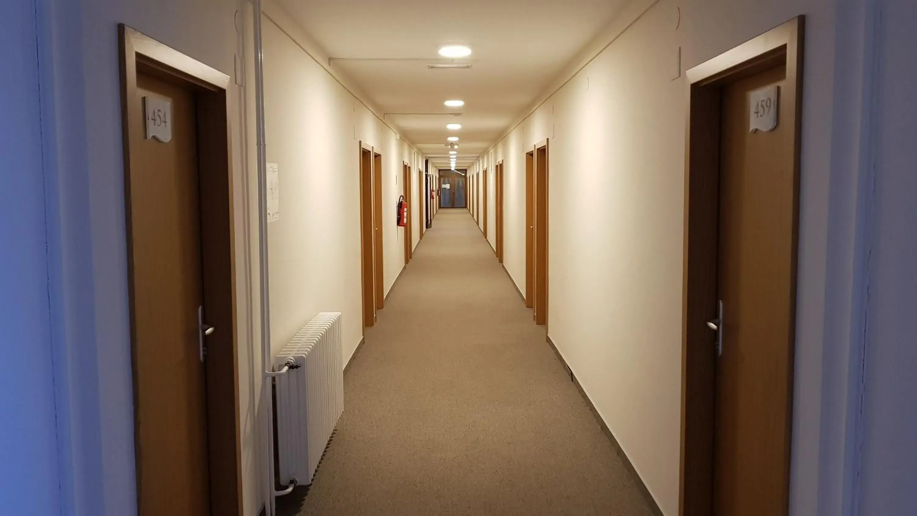 Standard Double or Twin Room with Balcony and City View - single occupancy in Hotel Zagreb Standard Double or Twin Room with Balcony and City View - single occupancy in Hotel Zagreb