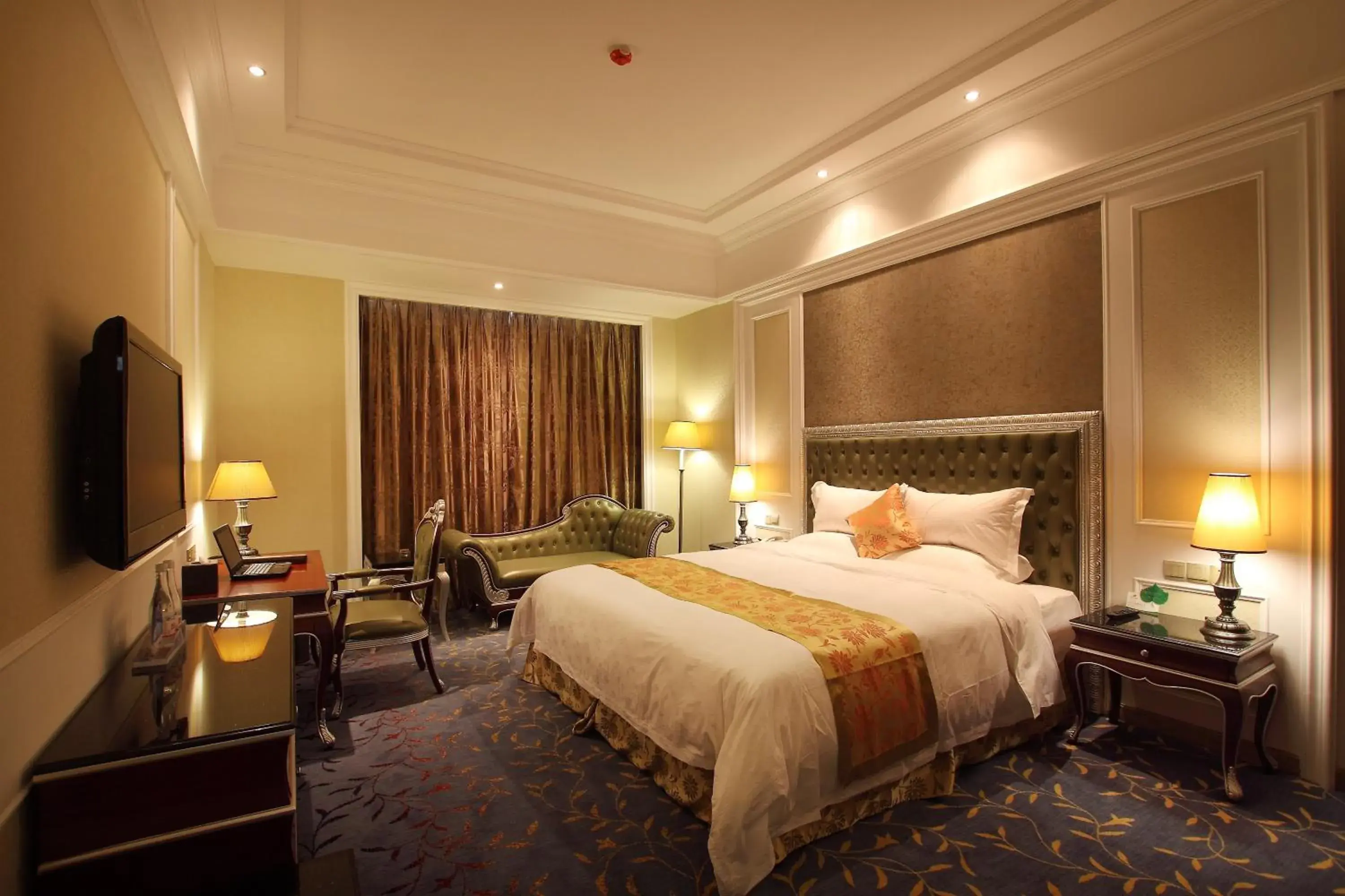 Business Queen Room in Elong Me Hotel Business Queen Room in Elong Me Hotel