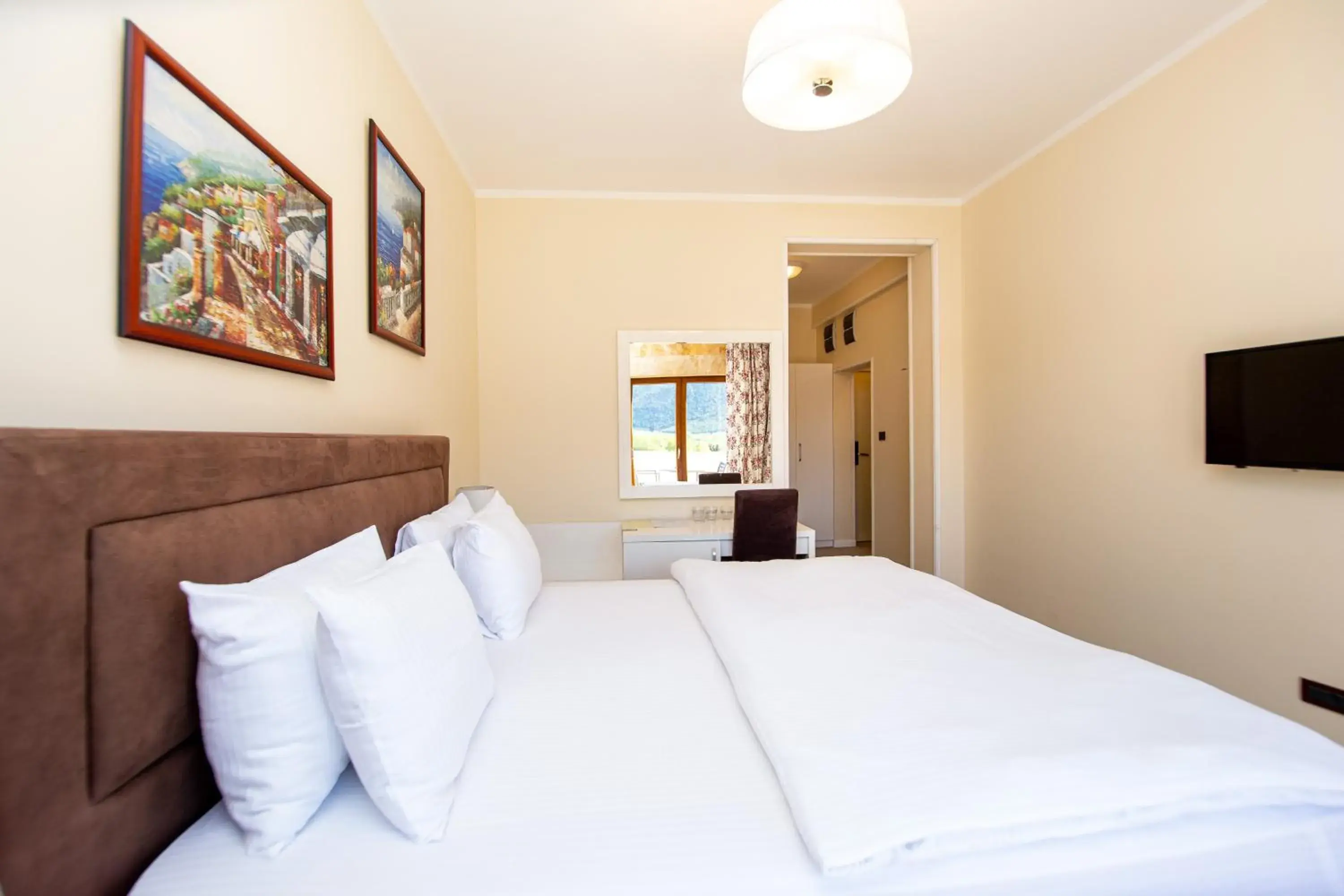 Two-Bedroom Apartment in Hotel Opera Jaz Two-Bedroom Apartment in Hotel Opera Jaz