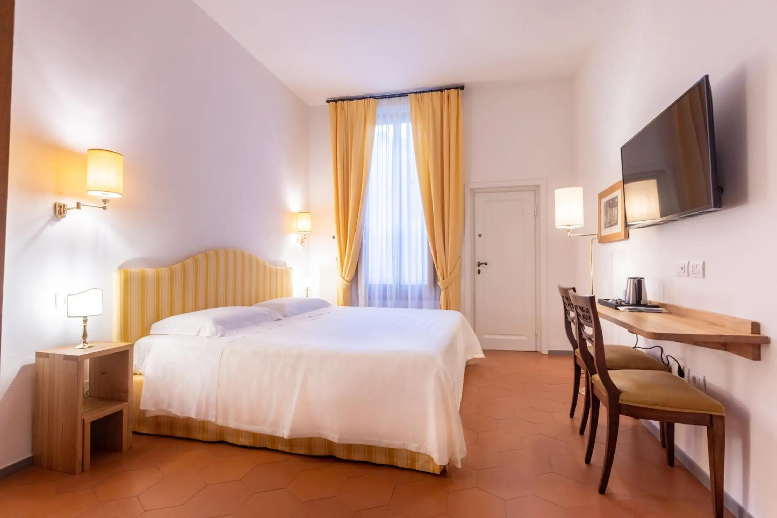 Double or Twin Room in La Casa del Ghiberti B&B Double or Twin Room in La Casa del Ghiberti B&B