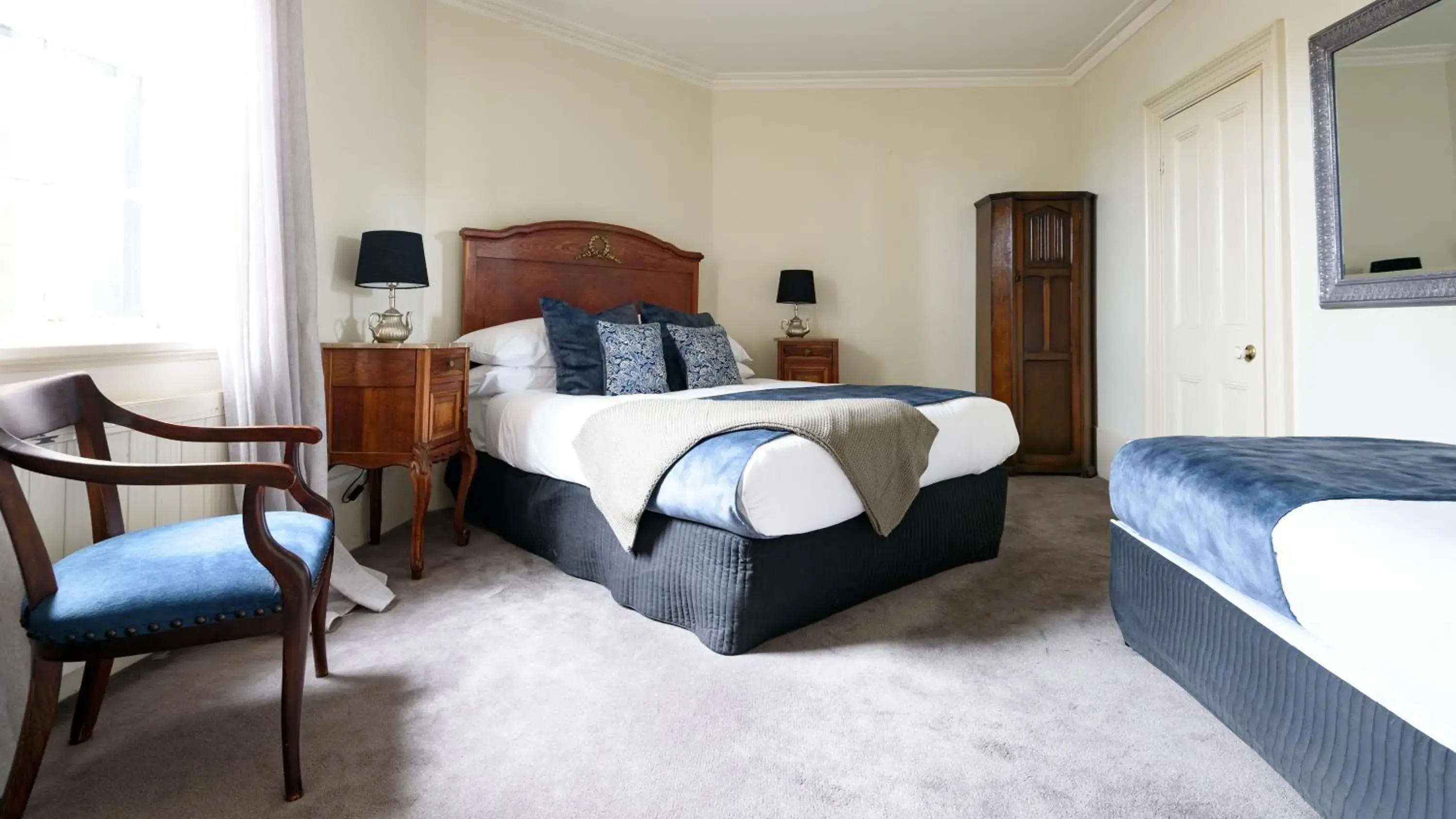 Deluxe Double or Twin Room in Albert Hotel Daylesford Deluxe Double or Twin Room in Albert Hotel Daylesford