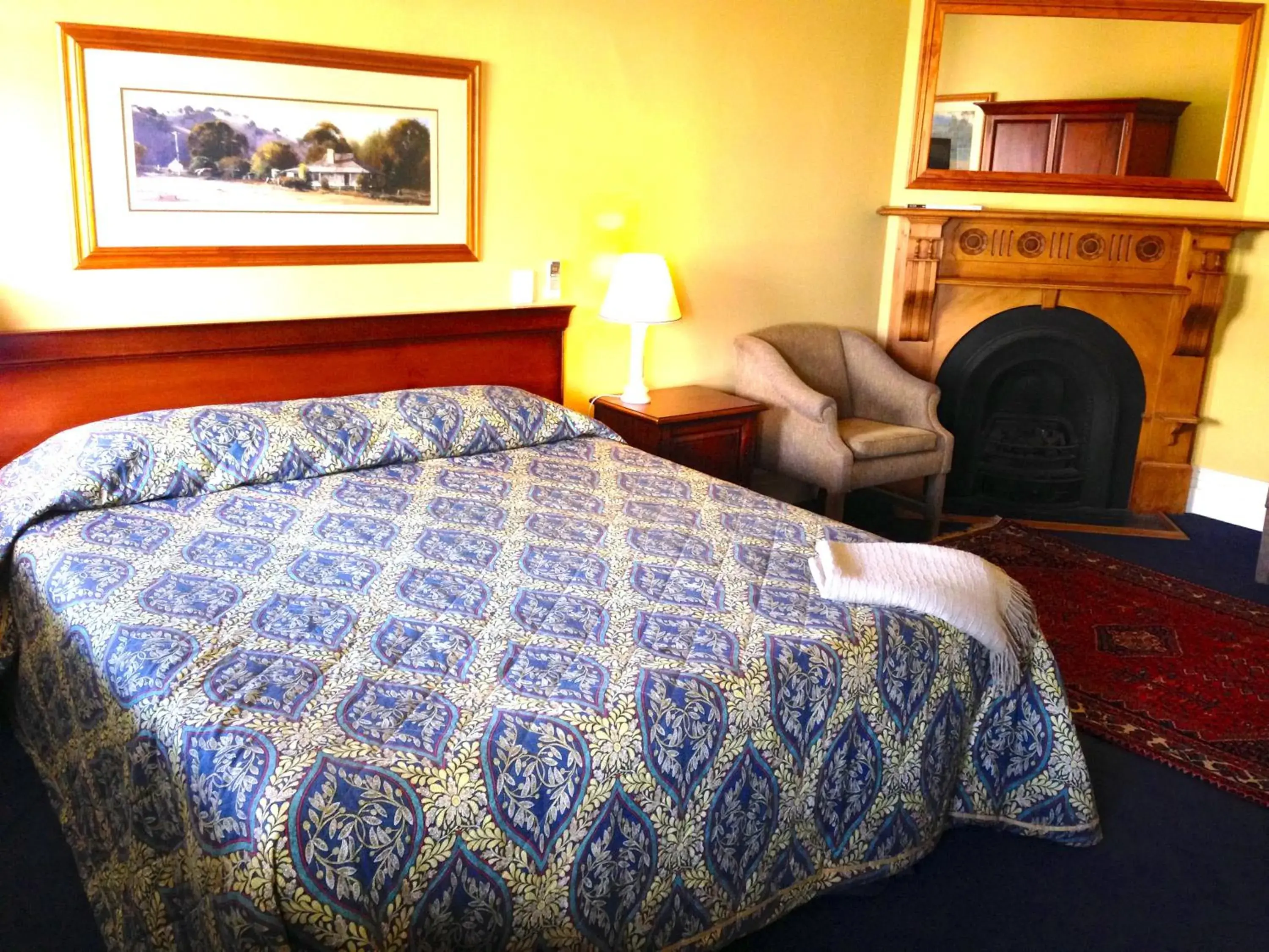 Classic Double Room with Balcony in The York Palace Accommodation Classic Double Room with Balcony in The York Palace Accommodation