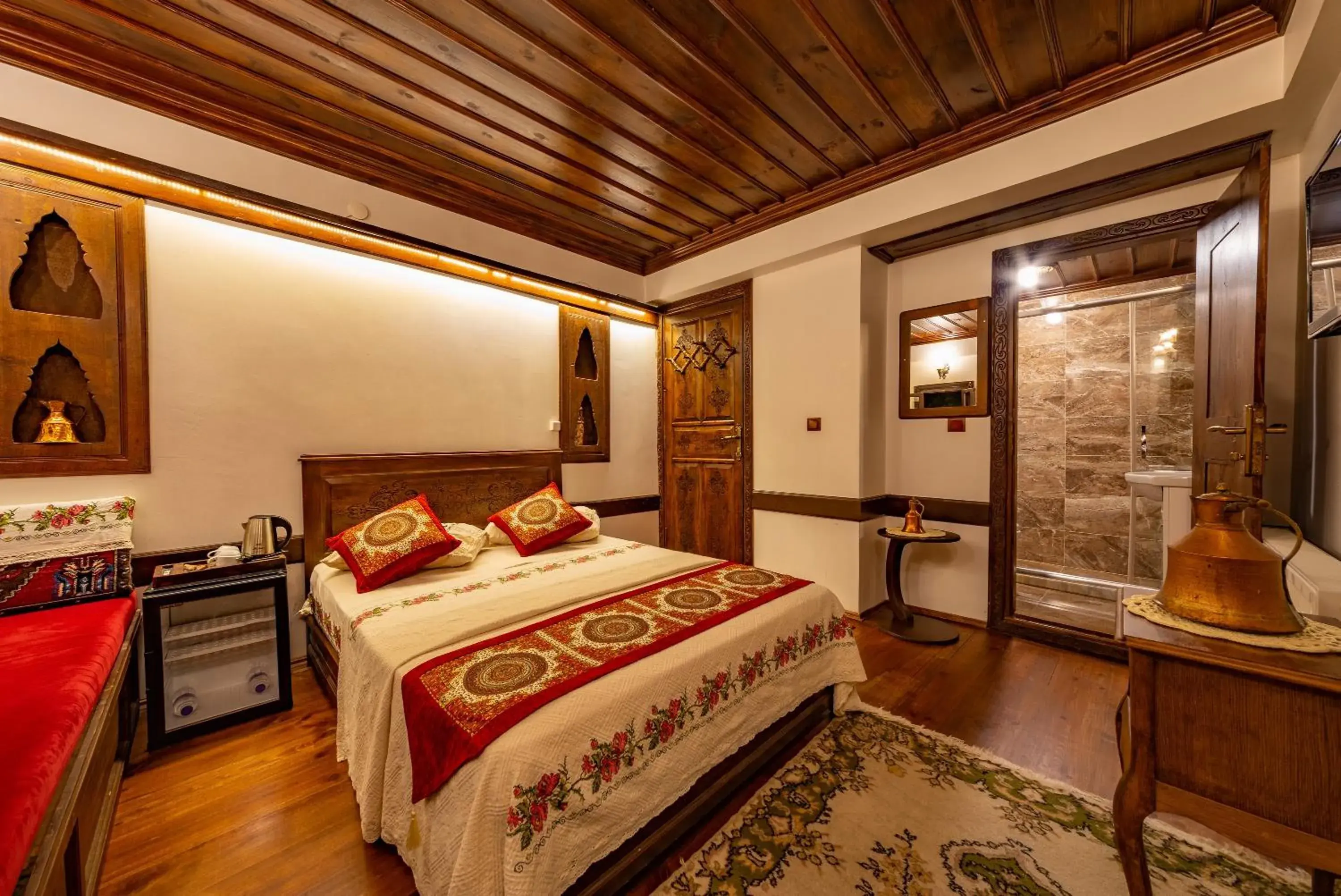 Double or Twin Room with City View - single occupancy in Safranbolu Seyi̇r Konak Otel Double or Twin Room with City View - single occupancy in Safranbolu Seyi̇r Konak Otel