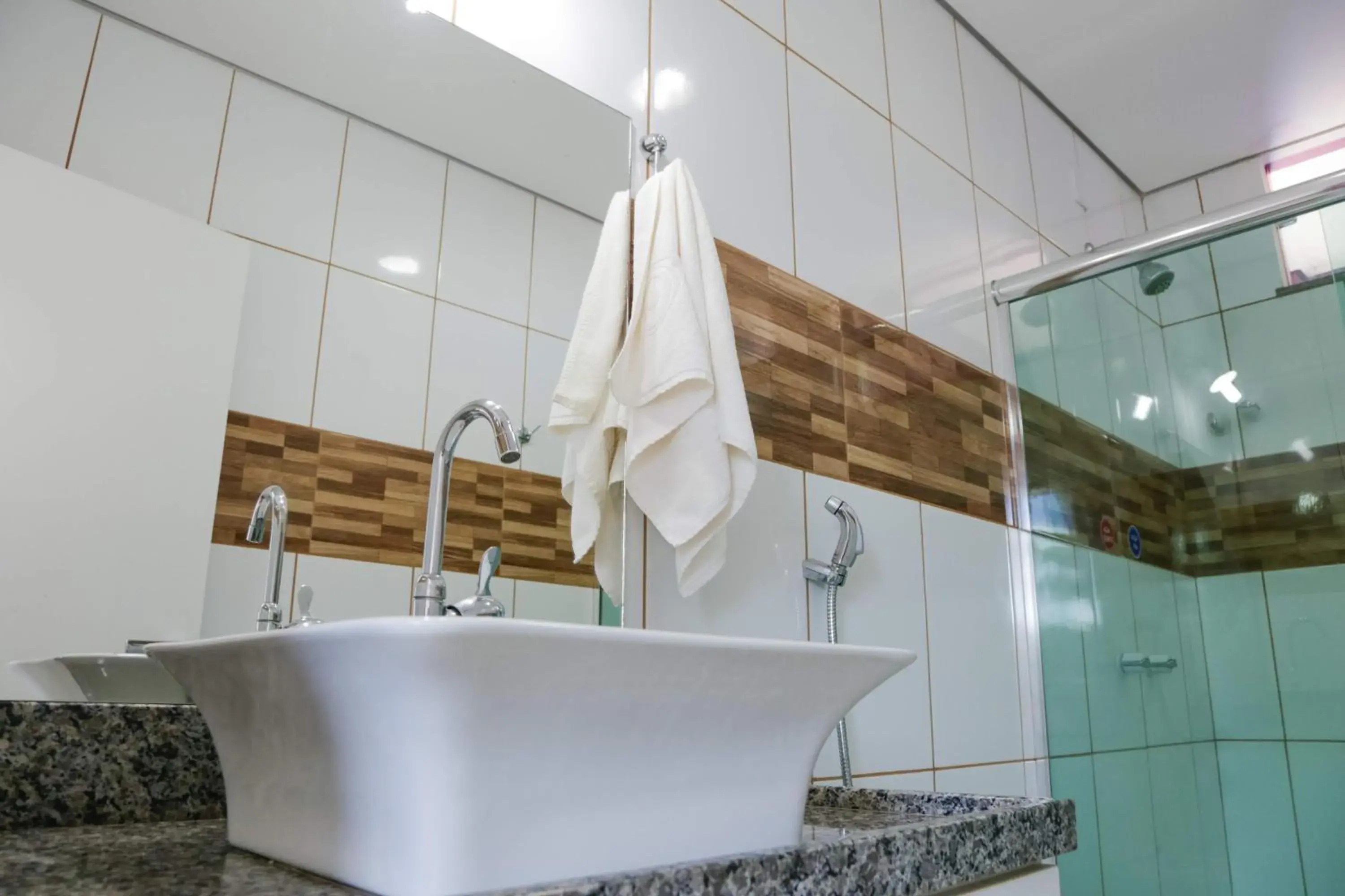 Quadruple Room in Hotel Açay Quadruple Room in Hotel Açay