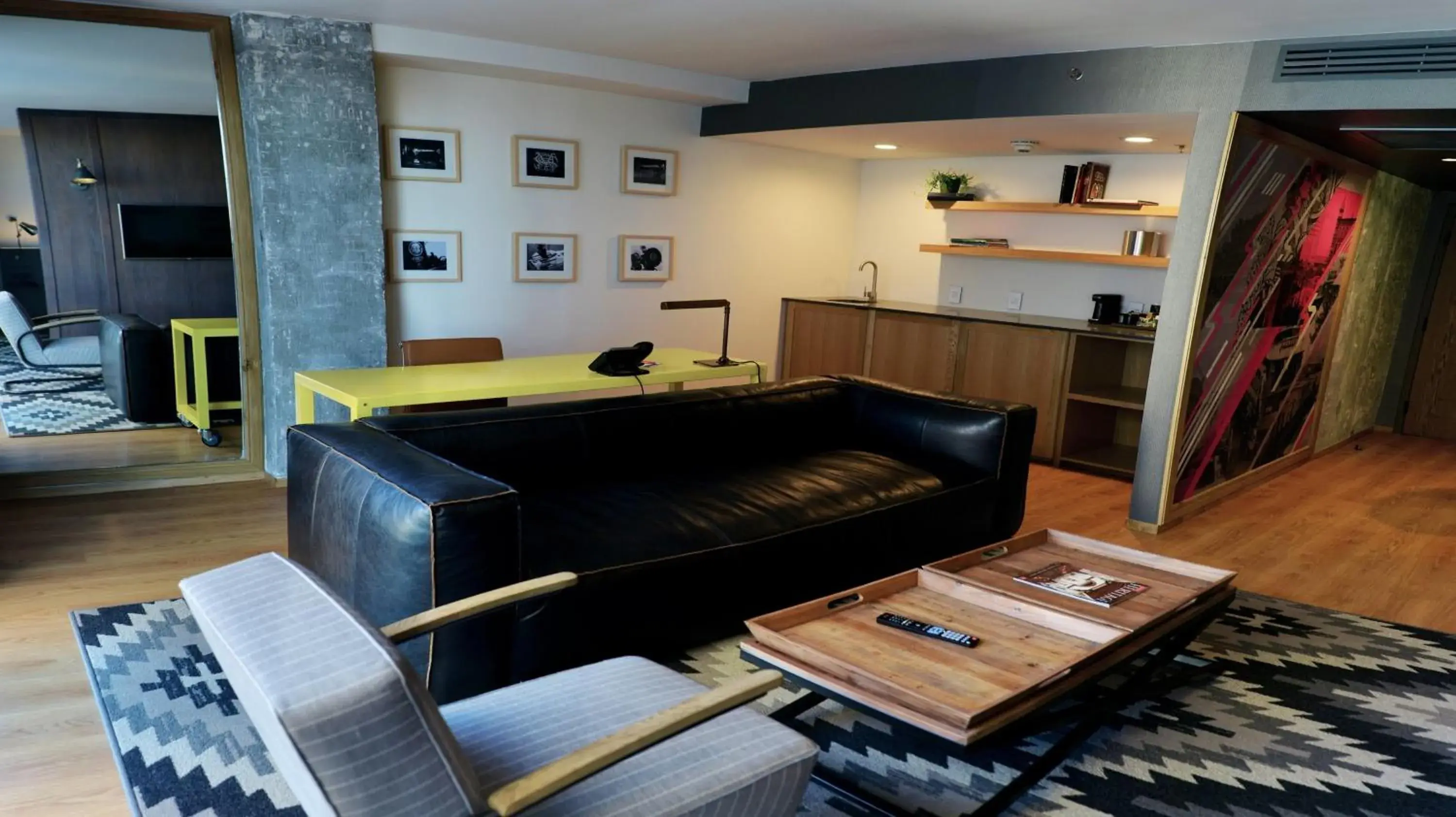 King Suite in Hotel Indigo El Paso Downtown by IHG King Suite in Hotel Indigo El Paso Downtown by IHG