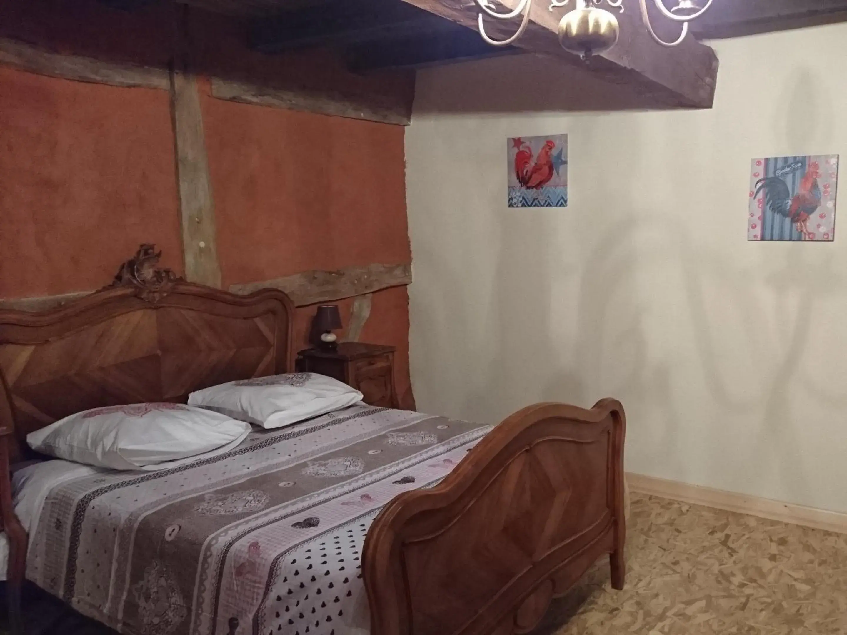 Small Double Room - single occupancy in A La Poularde B&B Small Double Room - single occupancy in A La Poularde B&B