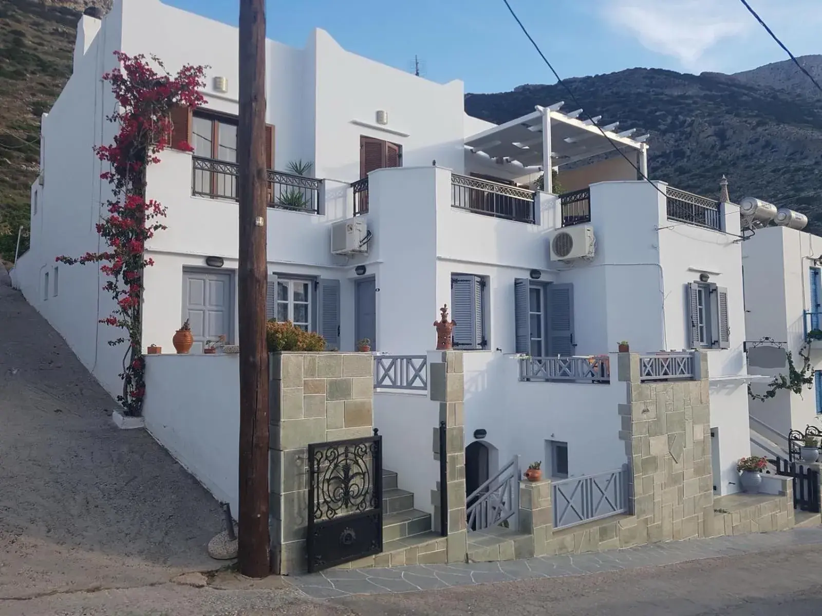 Chrysa House Chrysa House