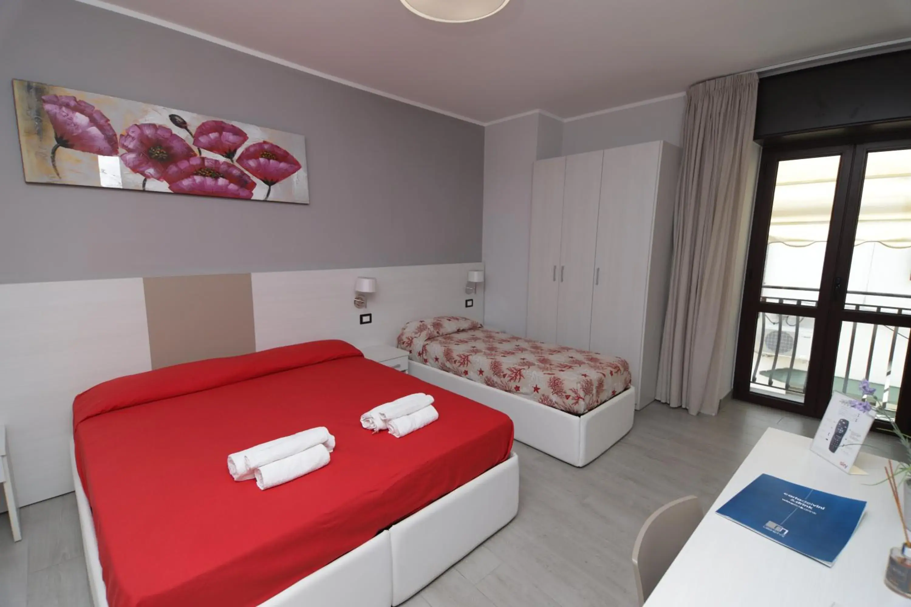 Triple Room in Meublé Leonetti Triple Room in Meublé Leonetti