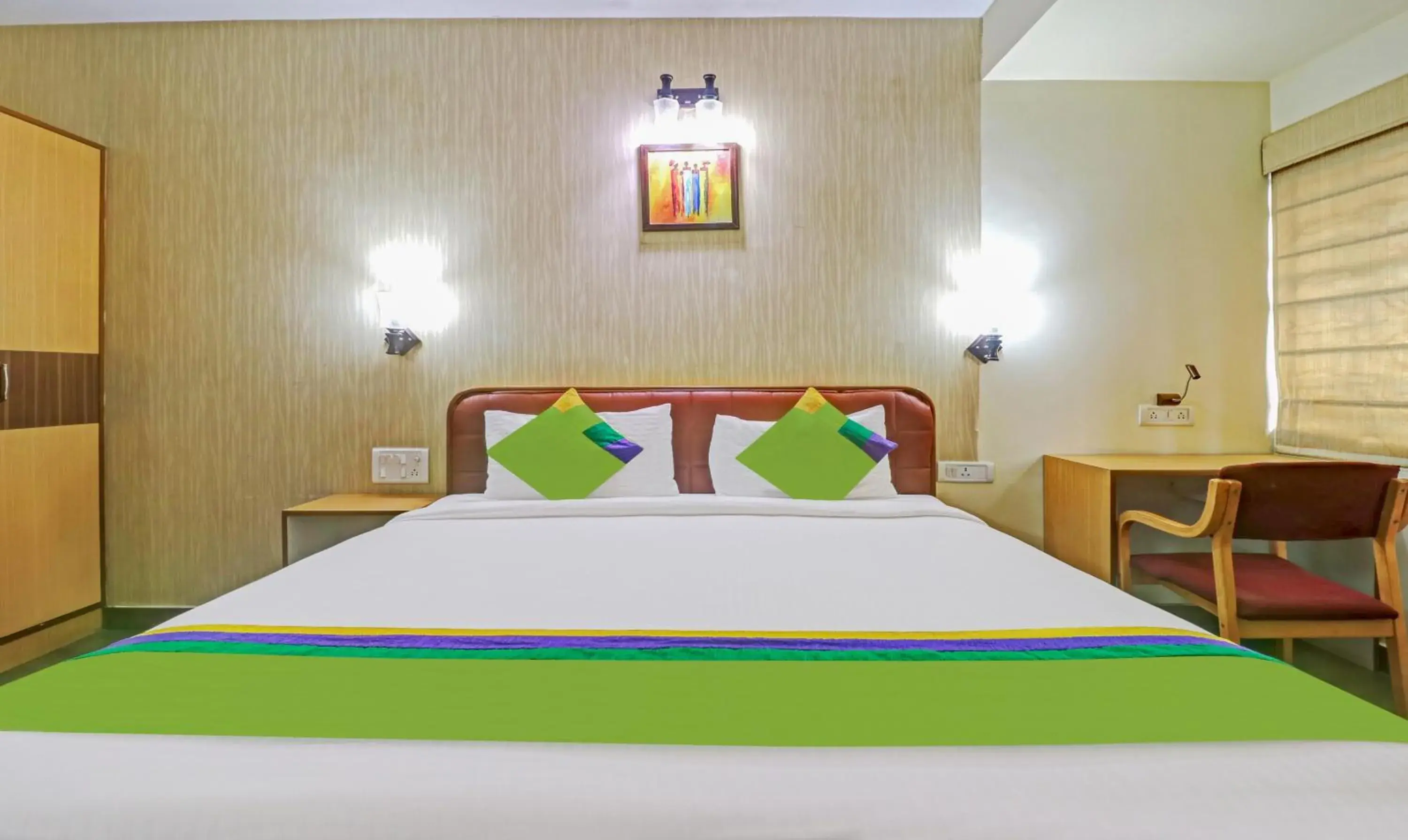 Deluxe Double Room - single occupancy in Treebo Akshaya Mayflower Vijaya Bank Layout Deluxe Double Room - single occupancy in Treebo Akshaya Mayflower Vijaya Bank Layout