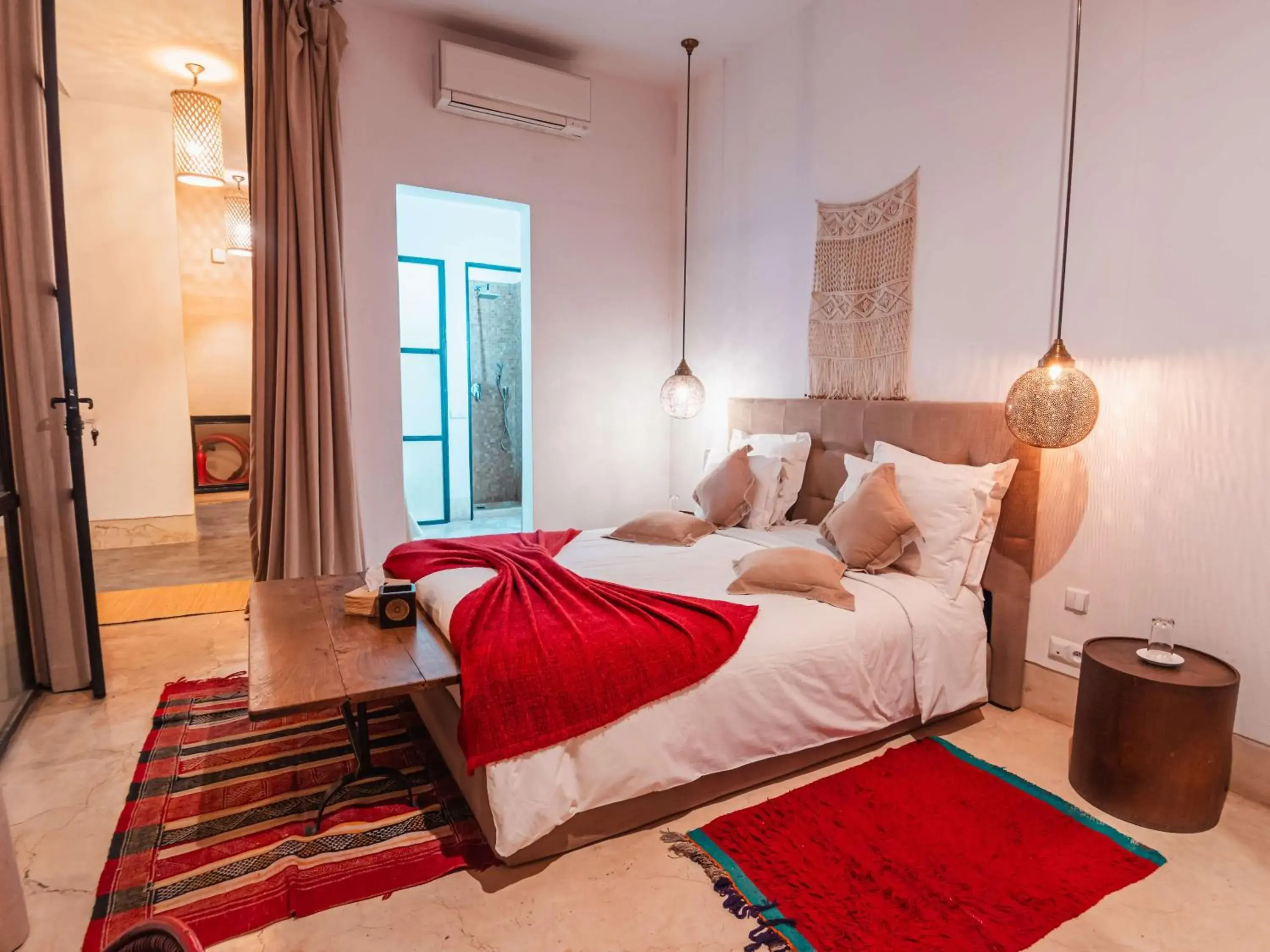 Superior King Room in Riad la Source du Desert Superior King Room in Riad la Source du Desert