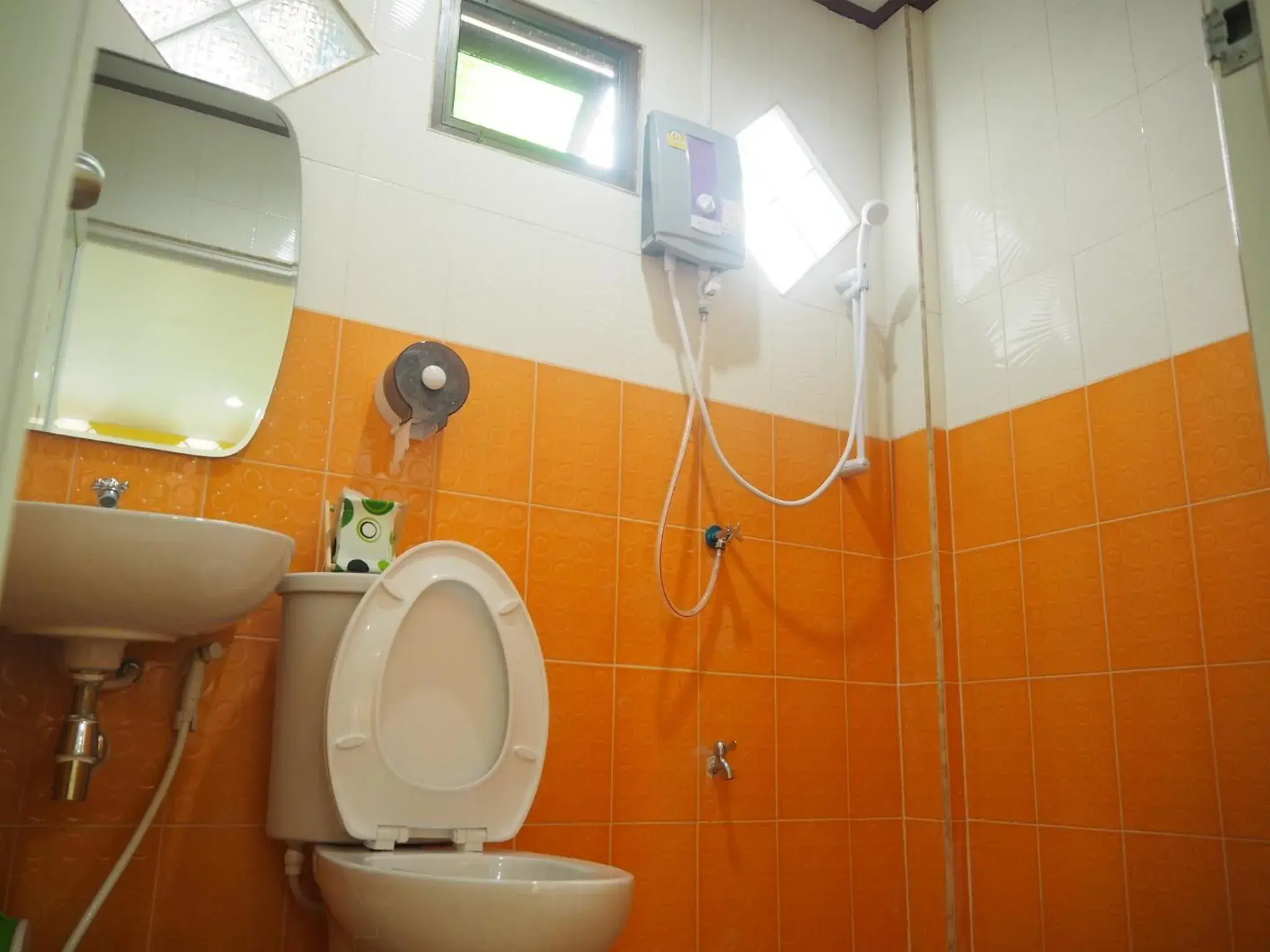 Large Double Room in Baan Bussara Large Double Room in Baan Bussara