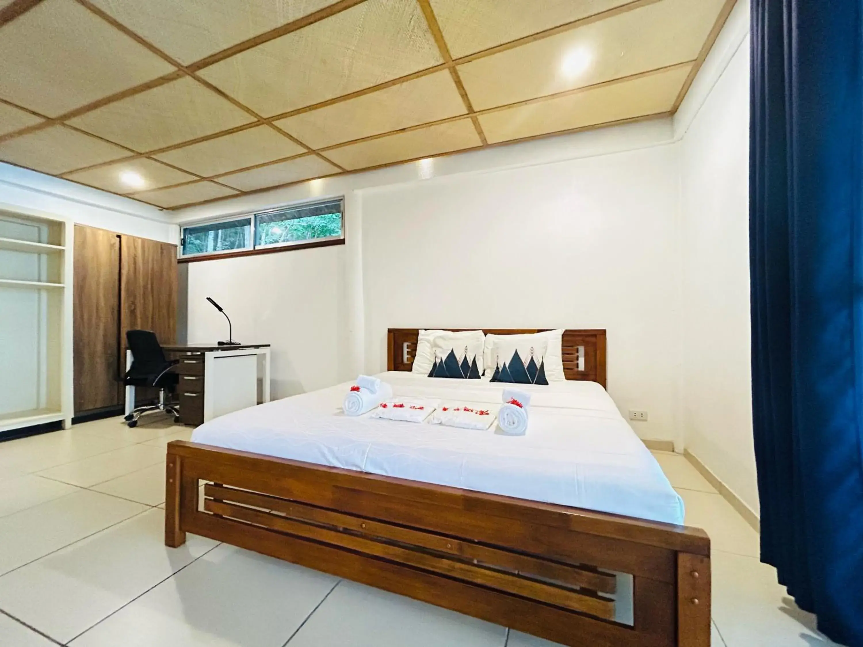 Deluxe Sea View Room in Chindonan Dive and Beach Resort Deluxe Sea View Room in Chindonan Dive and Beach Resort