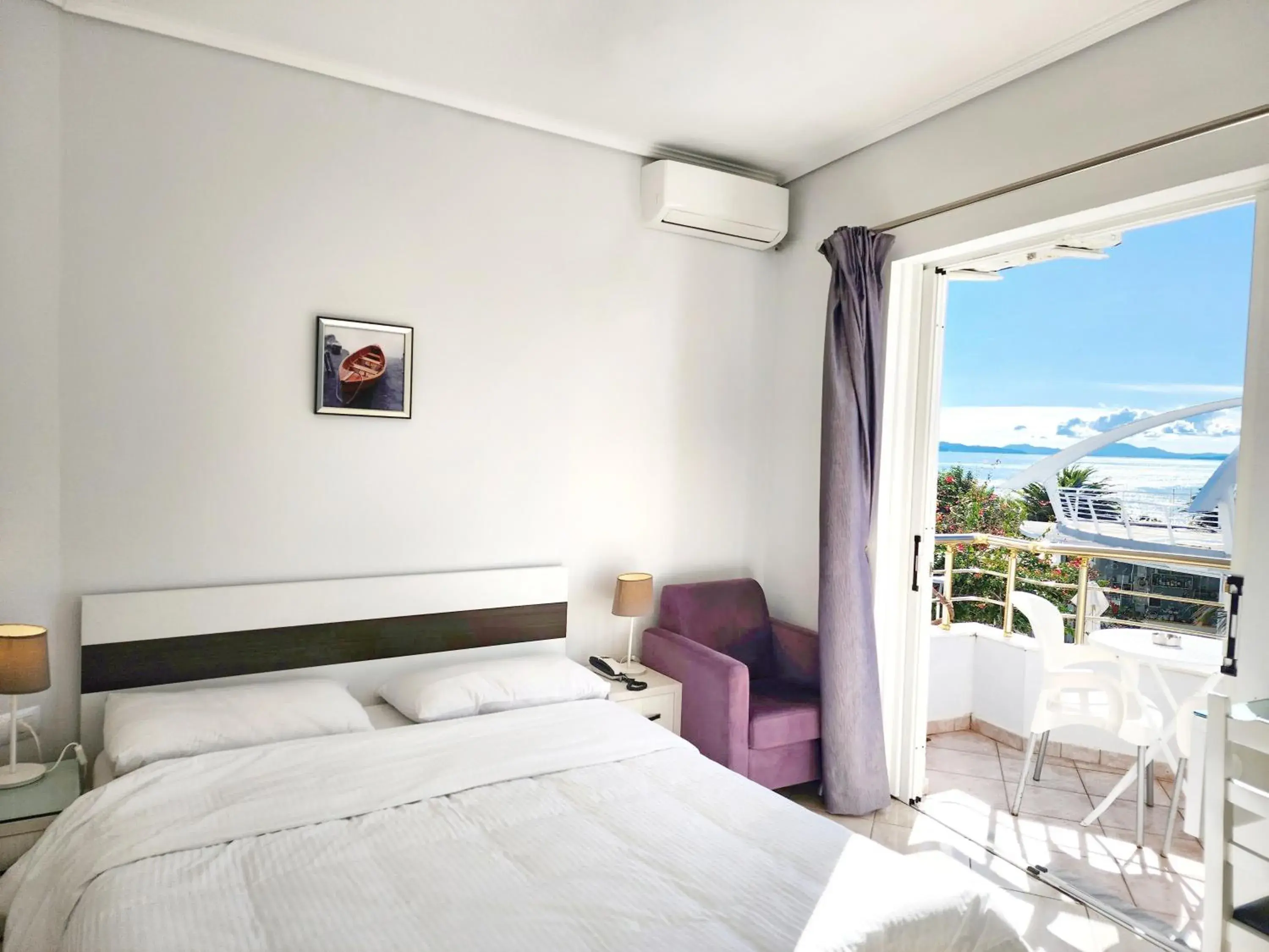 Standard Twin or Double Room in Hotel JoAn Standard Twin or Double Room in Hotel JoAn