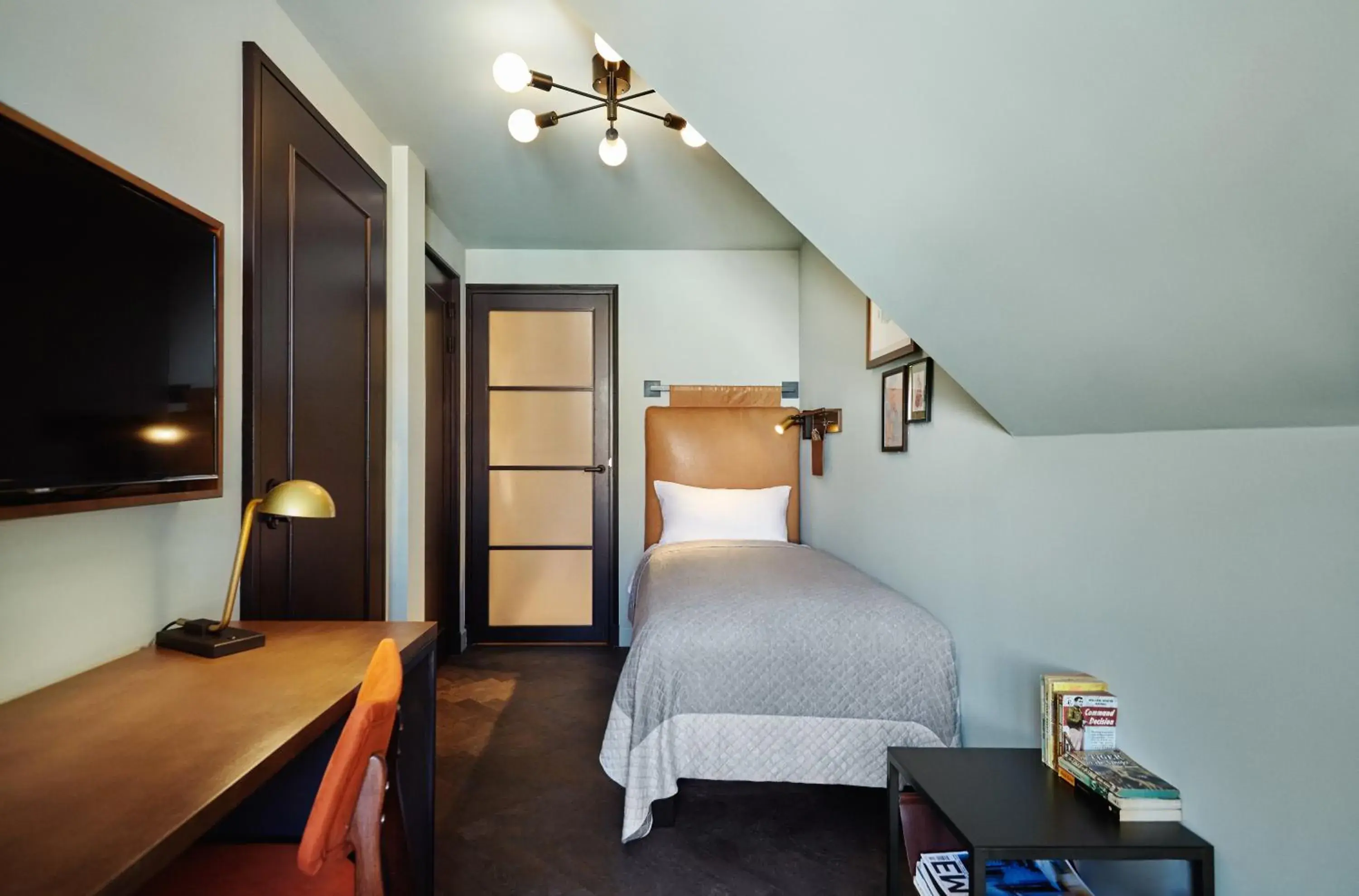 Single Room - single occupancy in The Hoxton, Amsterdam Single Room - single occupancy in The Hoxton, Amsterdam