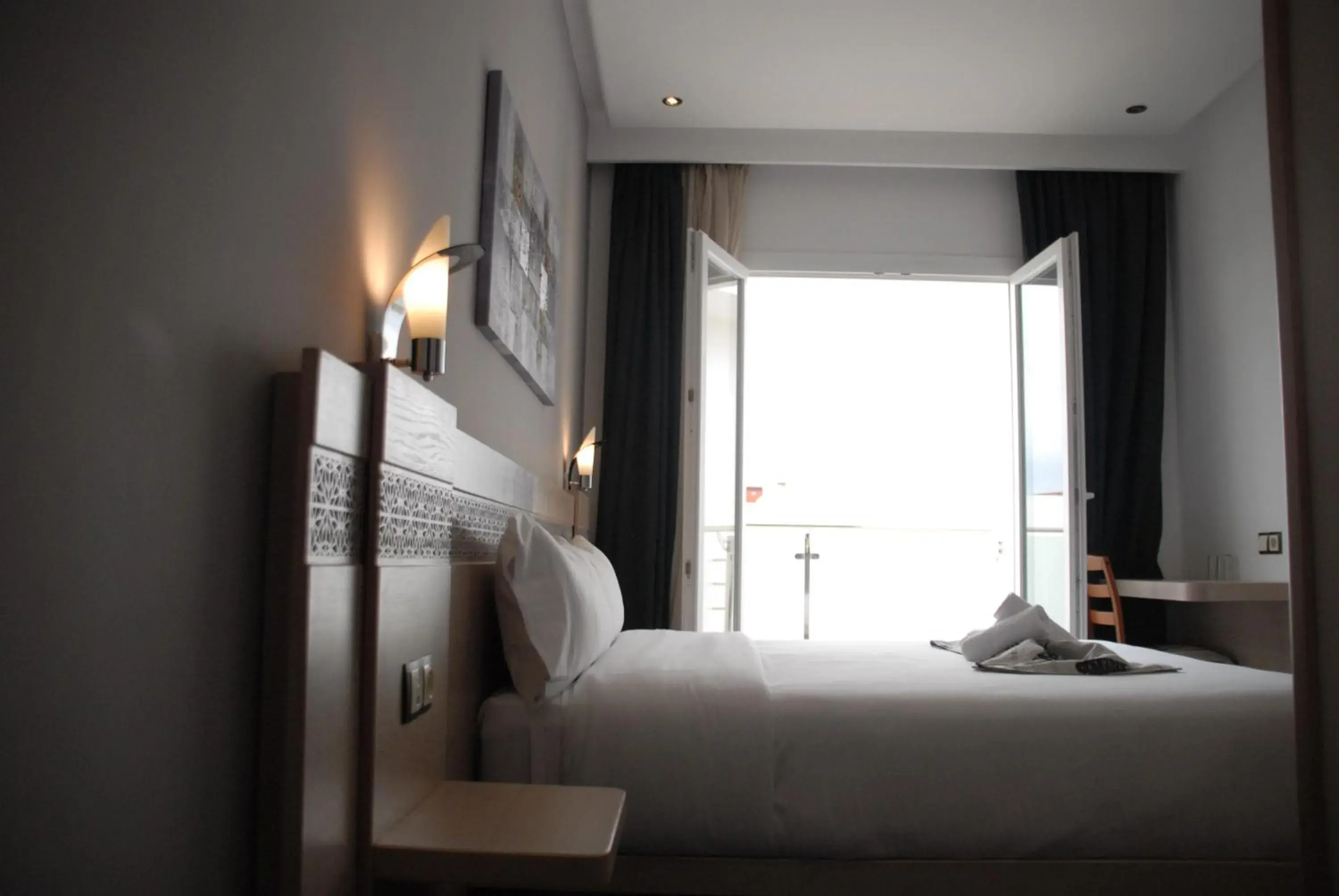 Double Room in Hotel A44 Double Room in Hotel A44