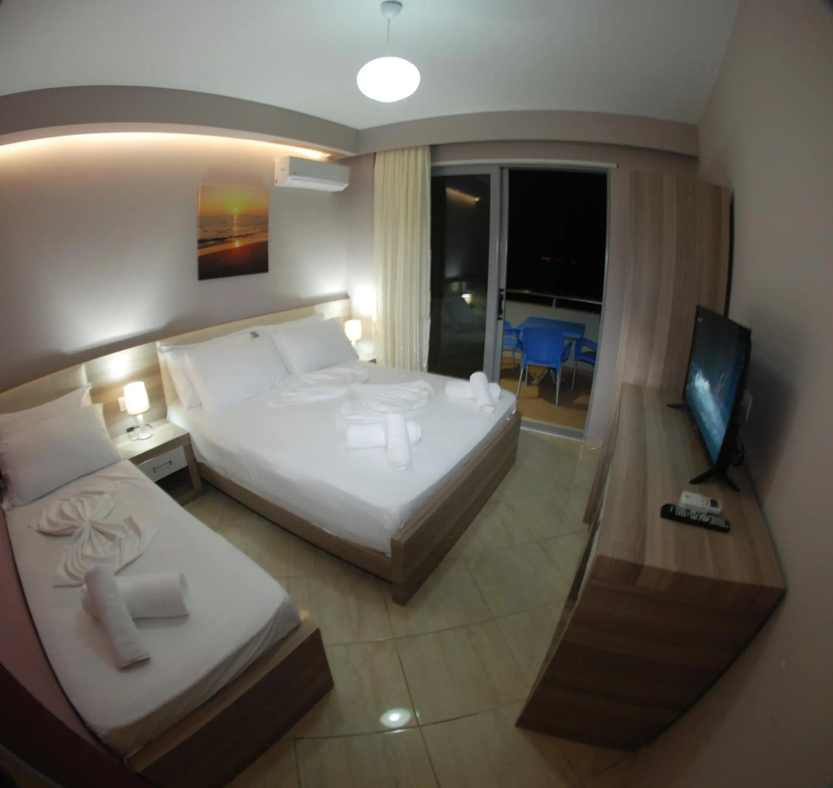 Deluxe Triple Room with Sea View in Hotel Divers Deluxe Triple Room with Sea View in Hotel Divers