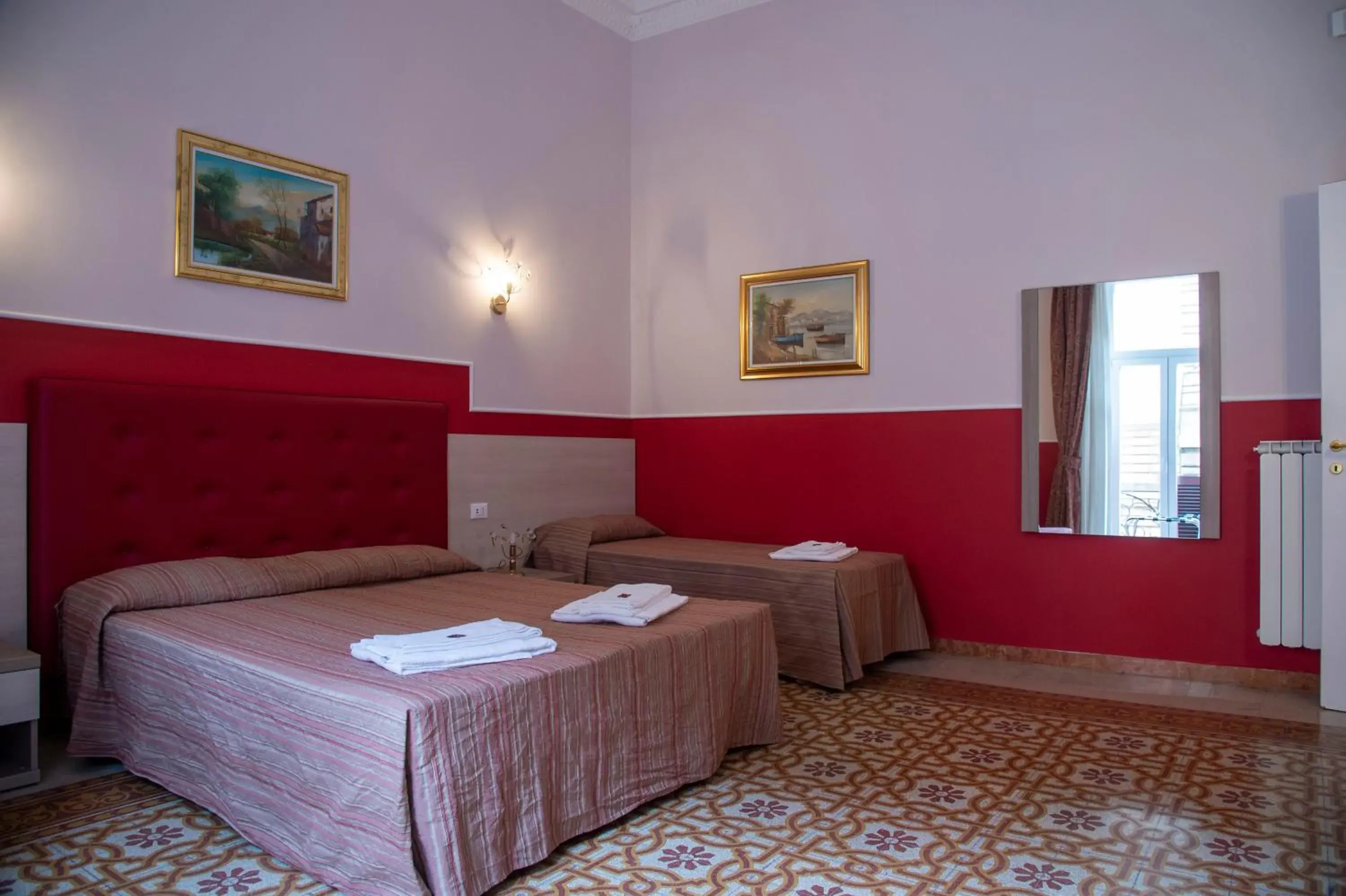 Triple Room with Private Bathroom in Domus Napoleone Triple Room with Private Bathroom in Domus Napoleone