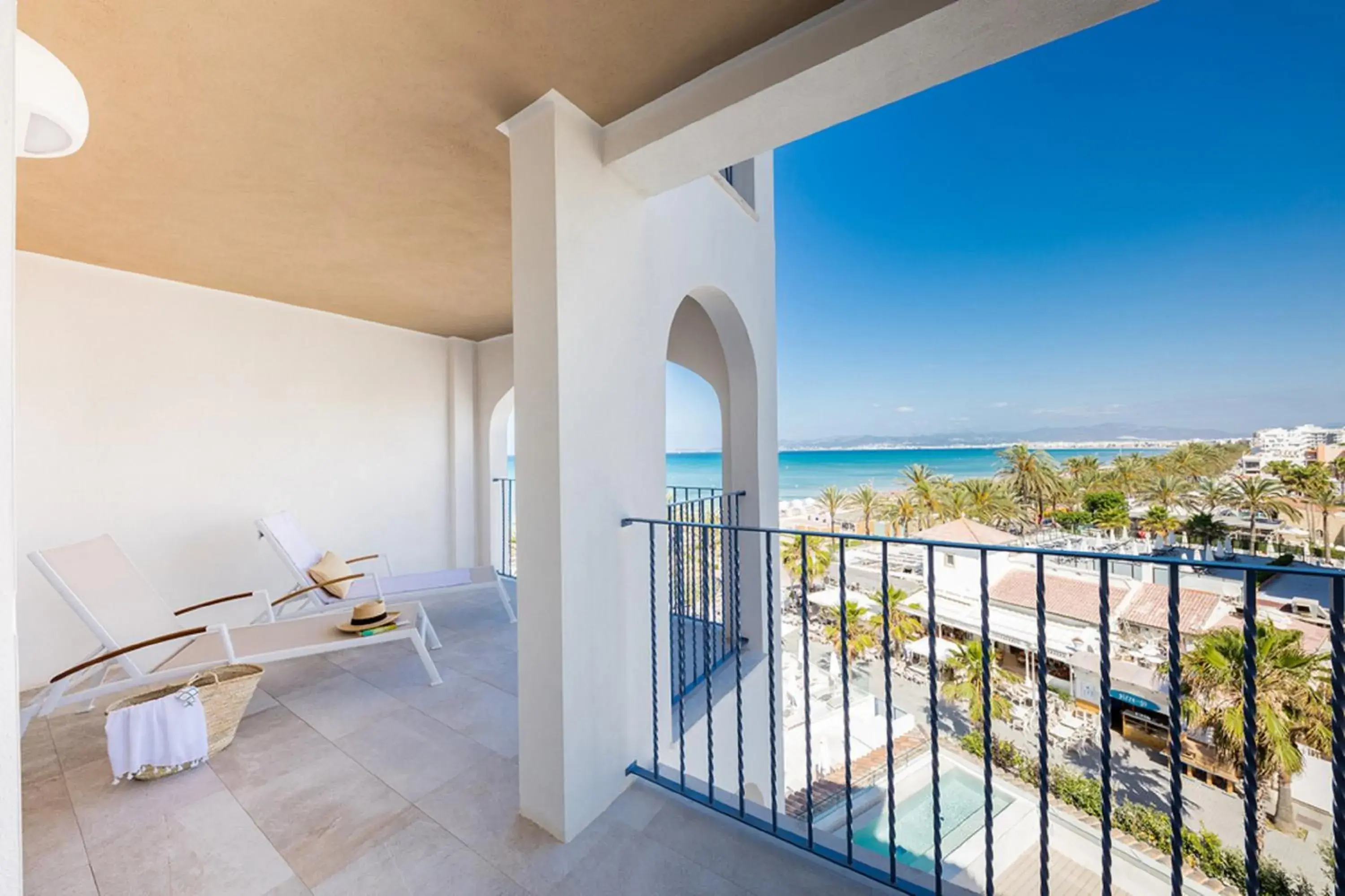 Junior Suite with Sea View in Myseahouse Flamingo - Adults Only 4* Sup Junior Suite with Sea View in Myseahouse Flamingo - Adults Only 4* Sup