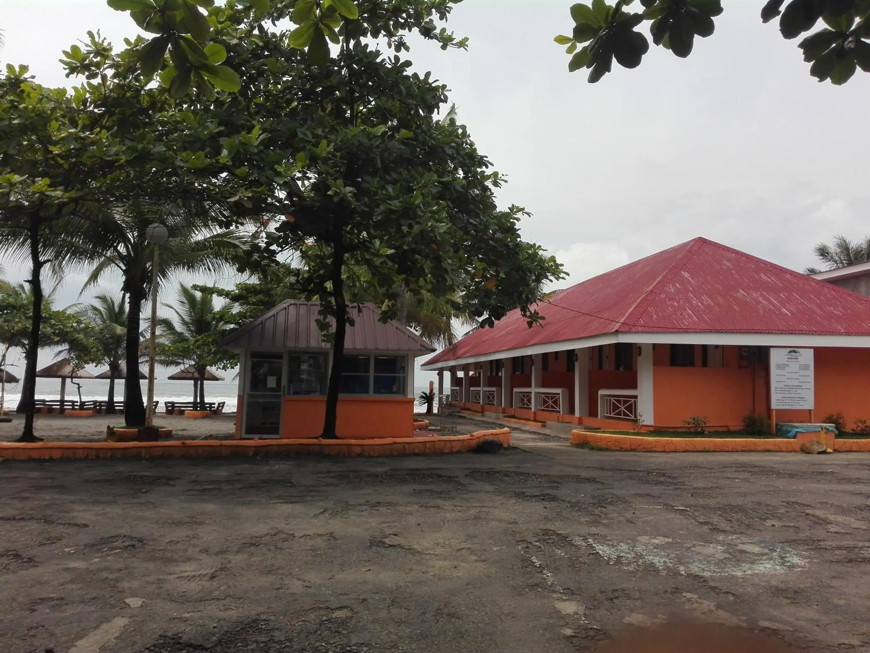 Superior Quadruple Room in The Waterfront Beach Resort Superior Quadruple Room in The Waterfront Beach Resort