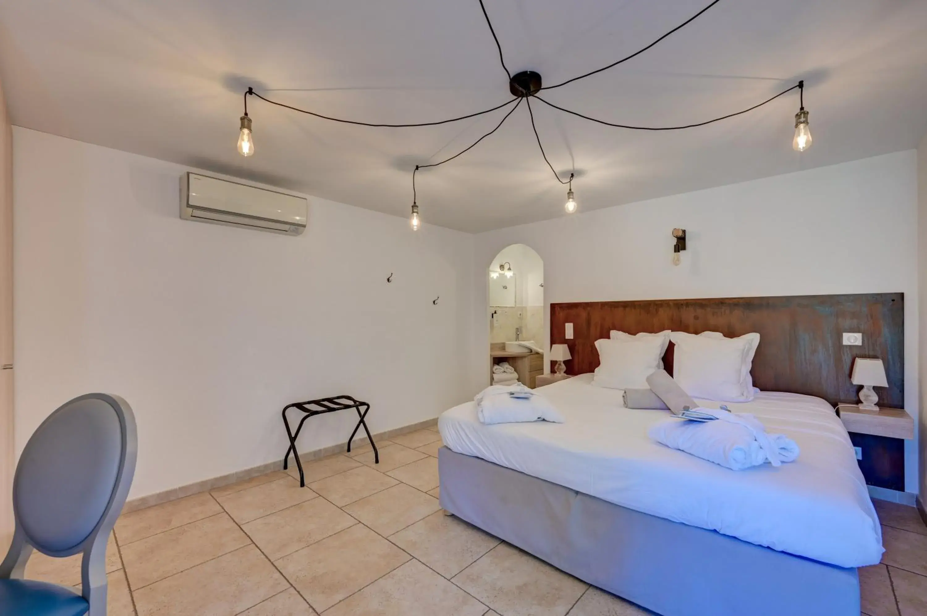 Double Room in Clos Saint-Michel Resort & Spa Double Room in Clos Saint-Michel Resort & Spa