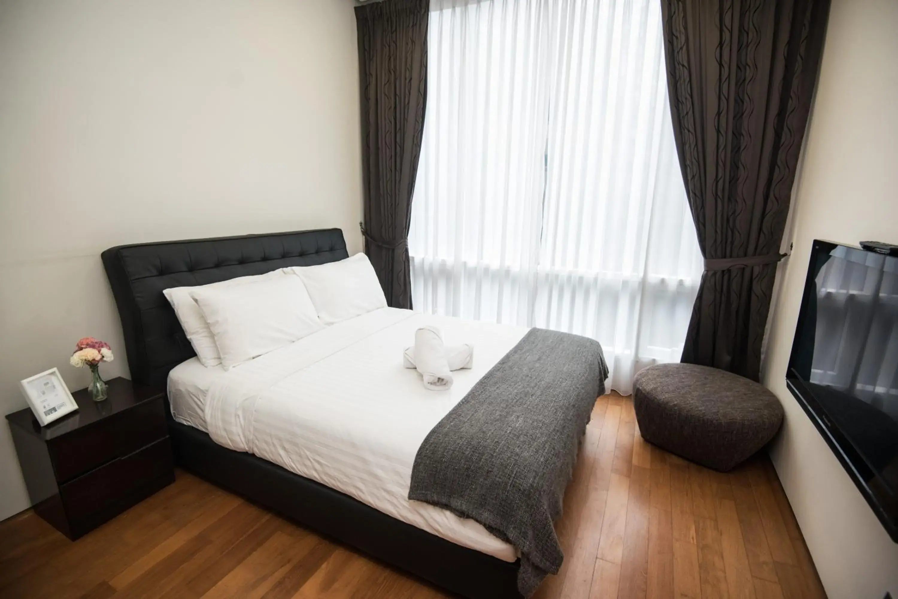 Standard Two-Bedroom Apartment in Soho Suites @ KLCC by Luxury Suites Asia Standard Two-Bedroom Apartment in Soho Suites @ KLCC by Luxury Suites Asia