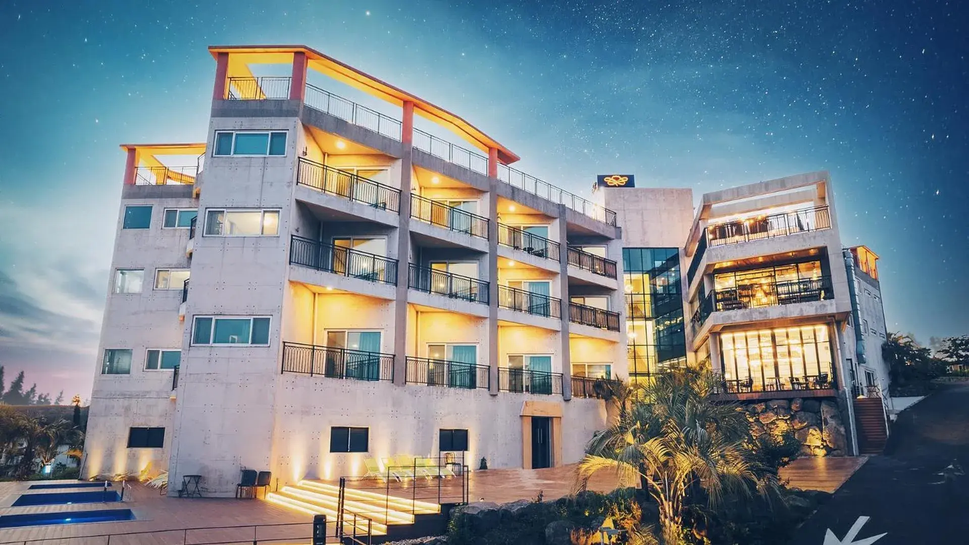 J View Hotel J View Hotel