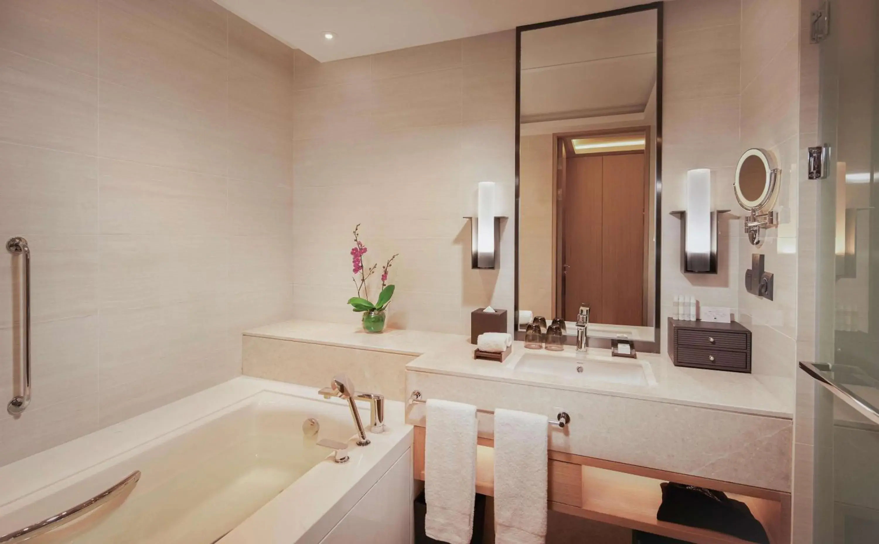 One-Bedroom Suite in Hilton Suzhou One-Bedroom Suite in Hilton Suzhou