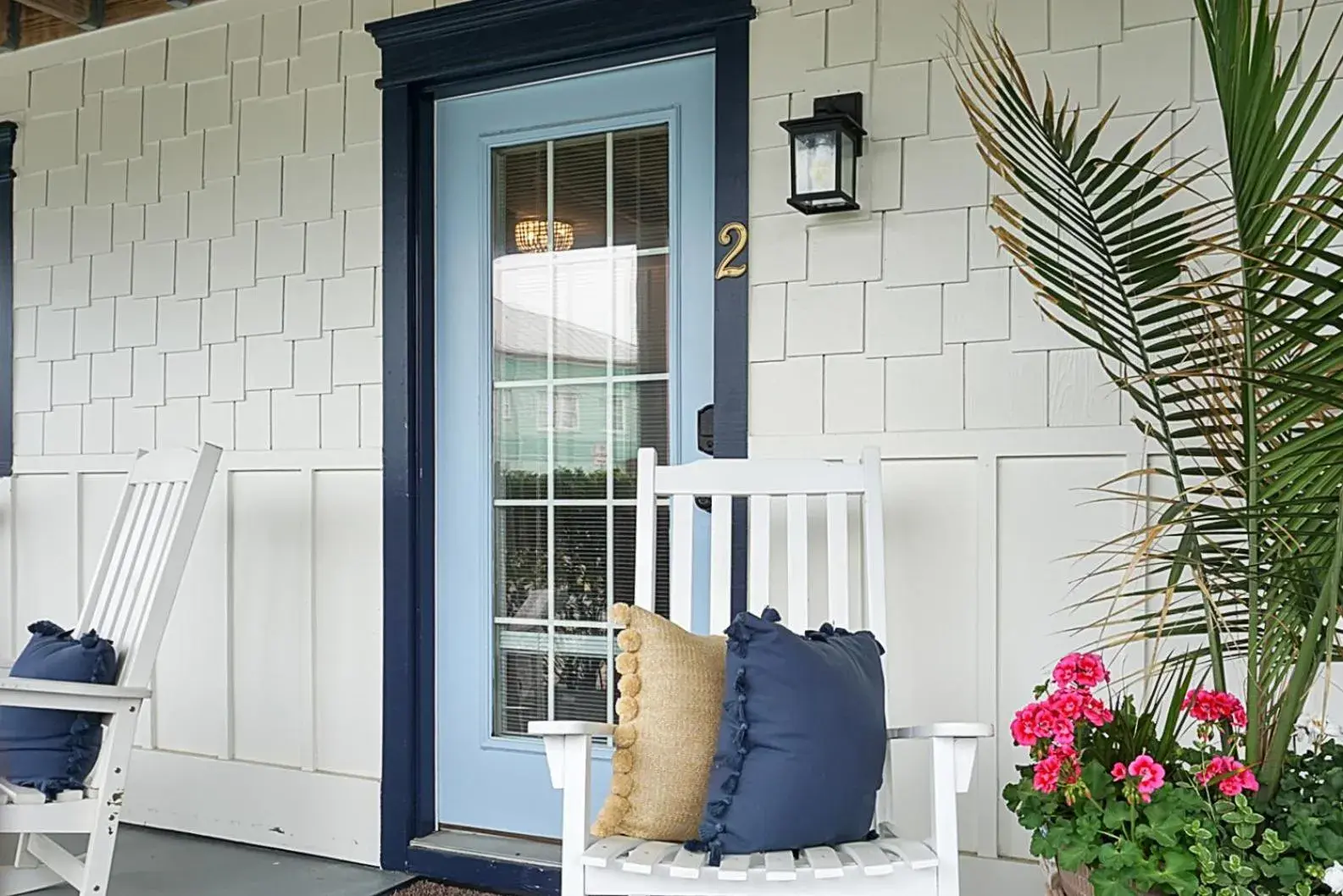 Queen Suite - single occupancy in Carolina Beach Inn Queen Suite - single occupancy in Carolina Beach Inn