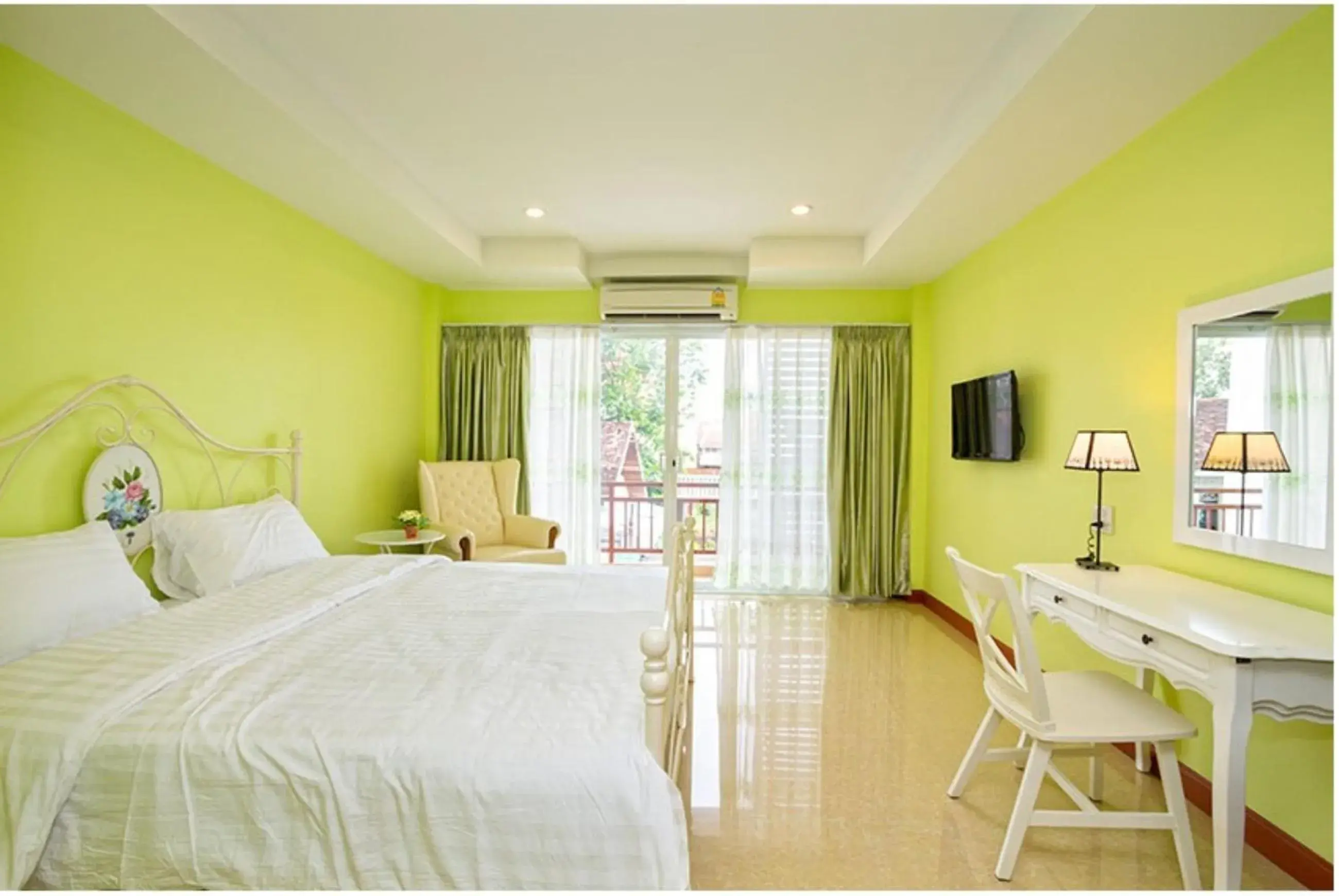 Standard Double Room in Takanta Place Standard Double Room in Takanta Place