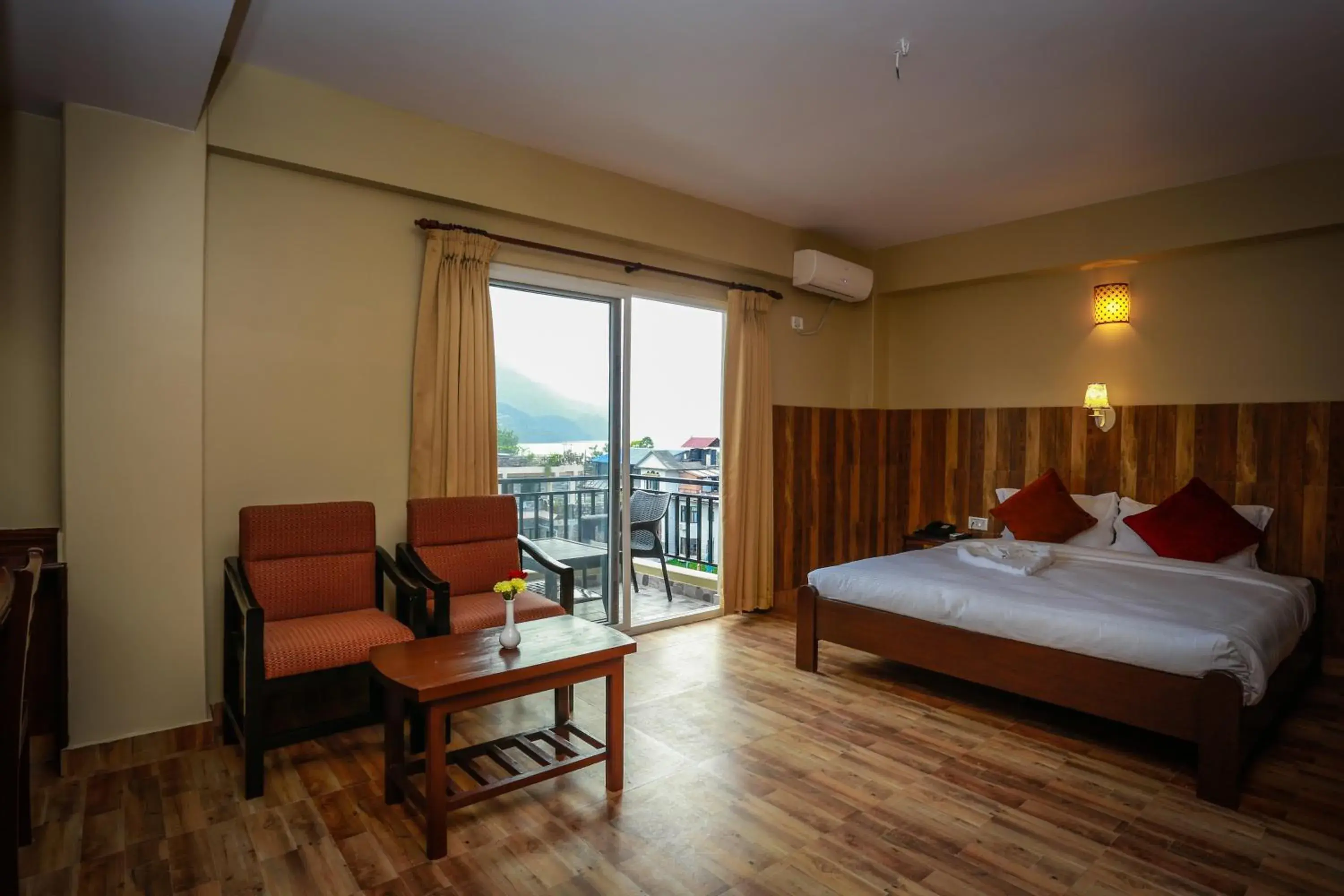 Deluxe Double Room - single occupancy in Pokhara Choice Inn Deluxe Double Room - single occupancy in Pokhara Choice Inn