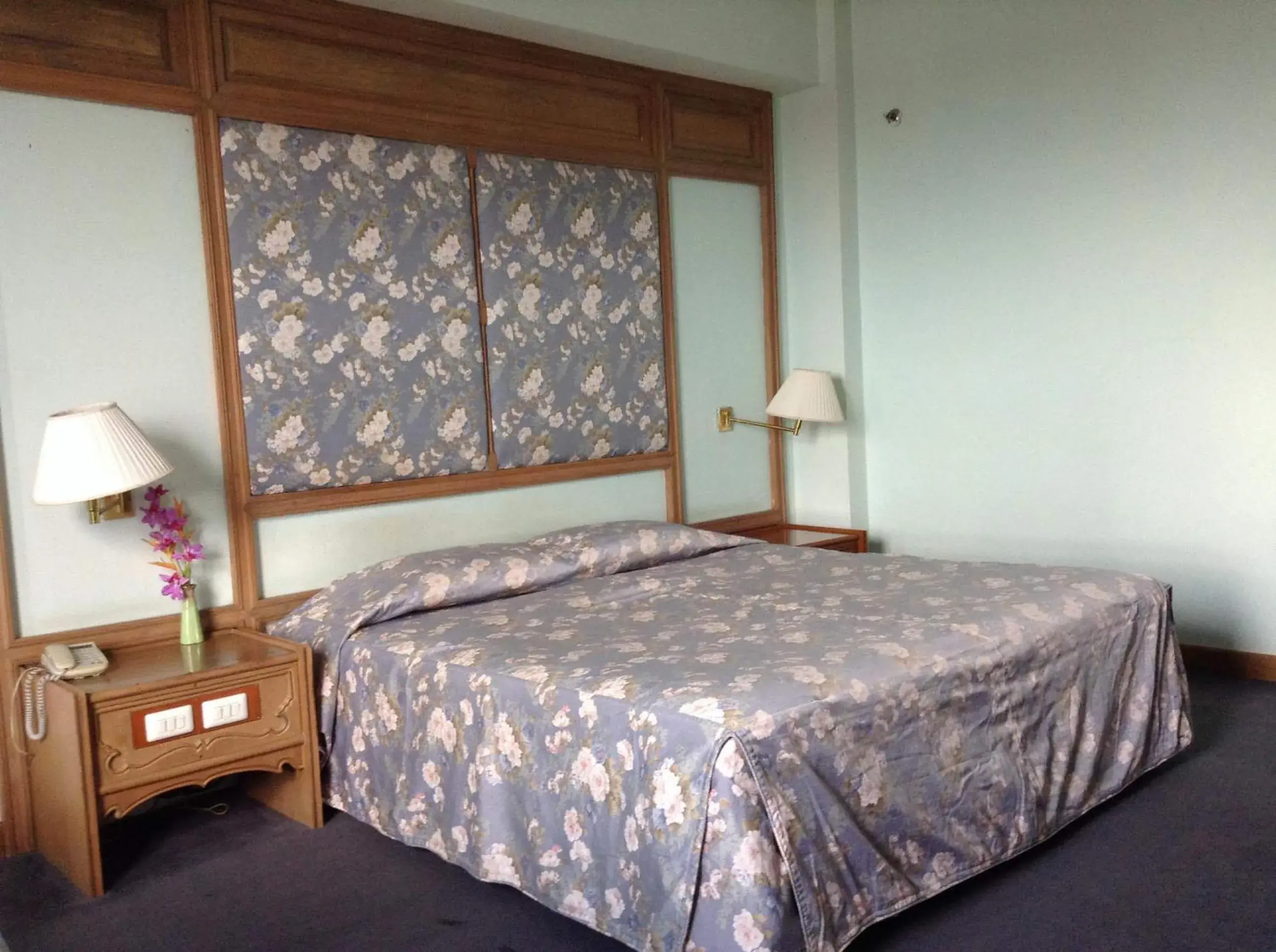 Standard Double or Twin Room in Diamond River Ping Petch-Ngam Hotel Standard Double or Twin Room in Diamond River Ping Petch-Ngam Hotel