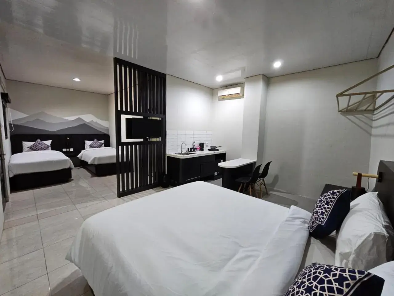 Family Room in Airlangga Hotel Family Room in Airlangga Hotel