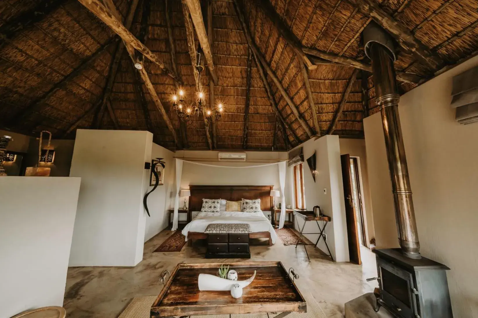 King Suite in Bukela Game Lodge ¿ Amakhala Game Reserve King Suite in Bukela Game Lodge ¿ Amakhala Game Reserve