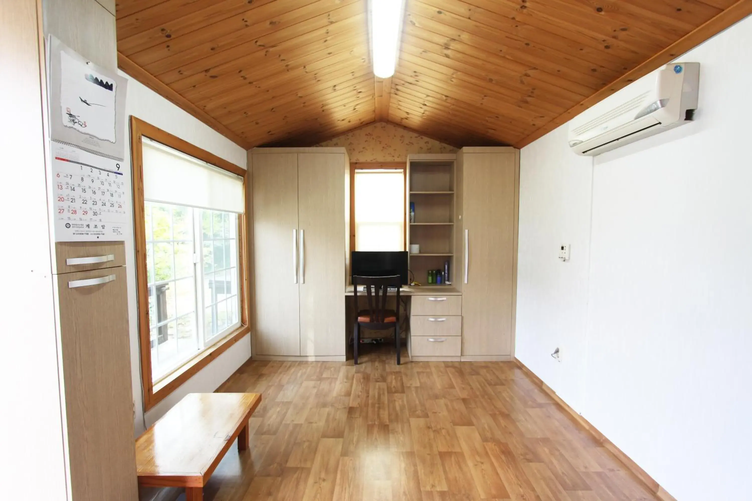 Bungalow in The Red House Bungalow in The Red House