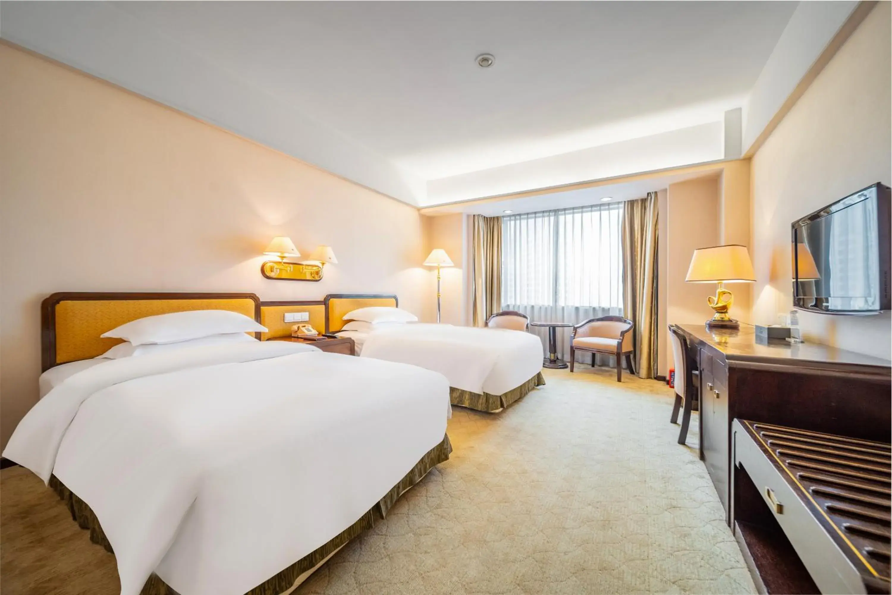 Standard Double or Twin Room in Zhongshan International Hotel Standard Double or Twin Room in Zhongshan International Hotel