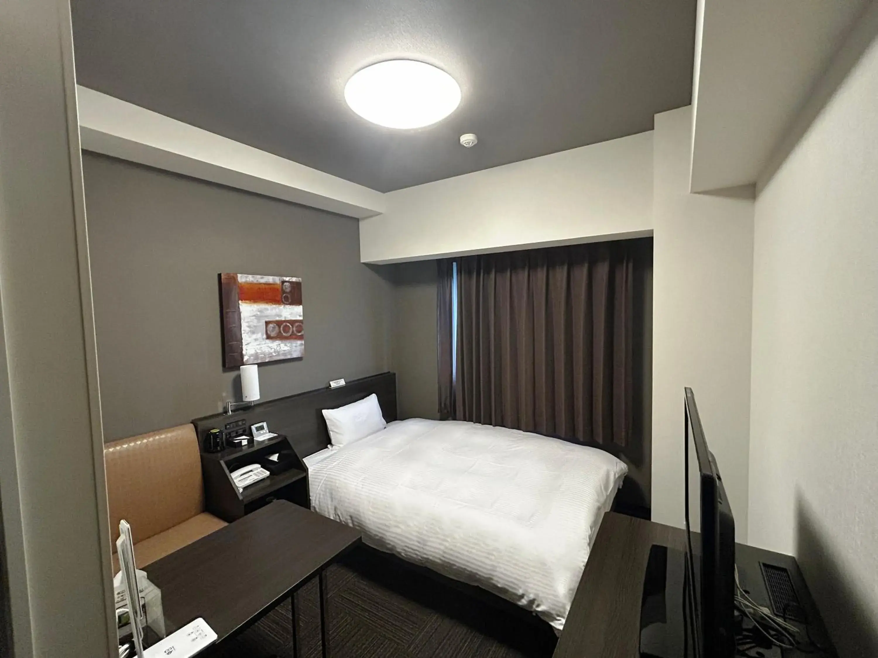 Superior Single Room - single occupancy - Non-Smoking in Hotel Route Inn Toyama Inter Superior Single Room - single occupancy - Non-Smoking in Hotel Route Inn Toyama Inter