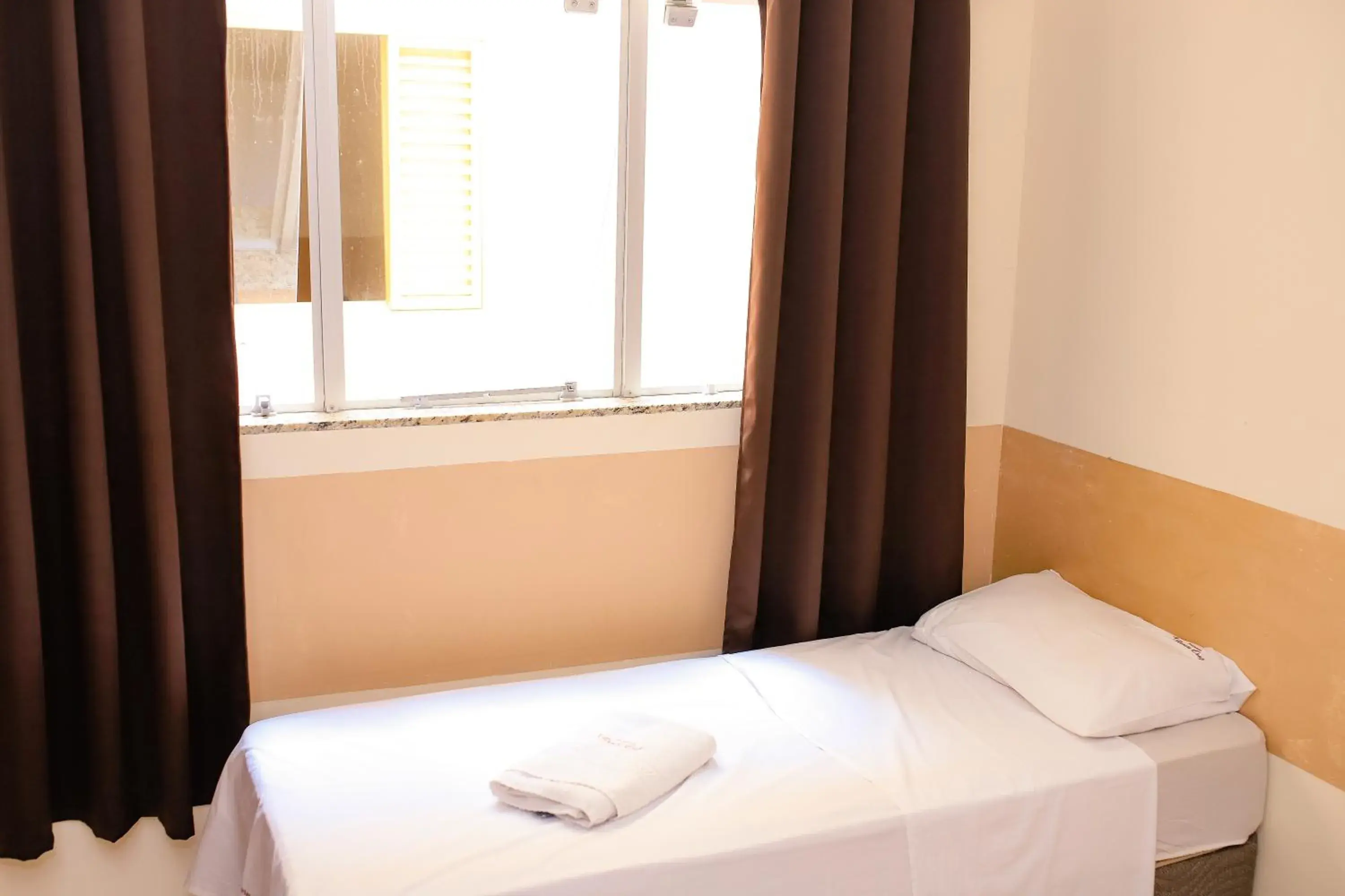 Triple Room with Private Bathroom in Pousada Santa Cruz Triple Room with Private Bathroom in Pousada Santa Cruz