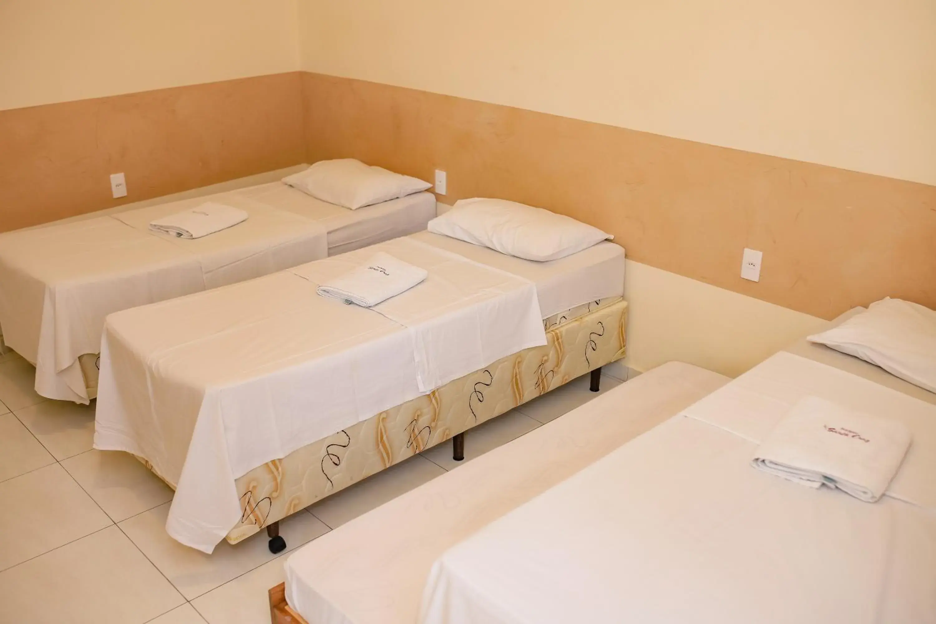 Family Room with Private Bathroom in Pousada Santa Cruz Family Room with Private Bathroom in Pousada Santa Cruz