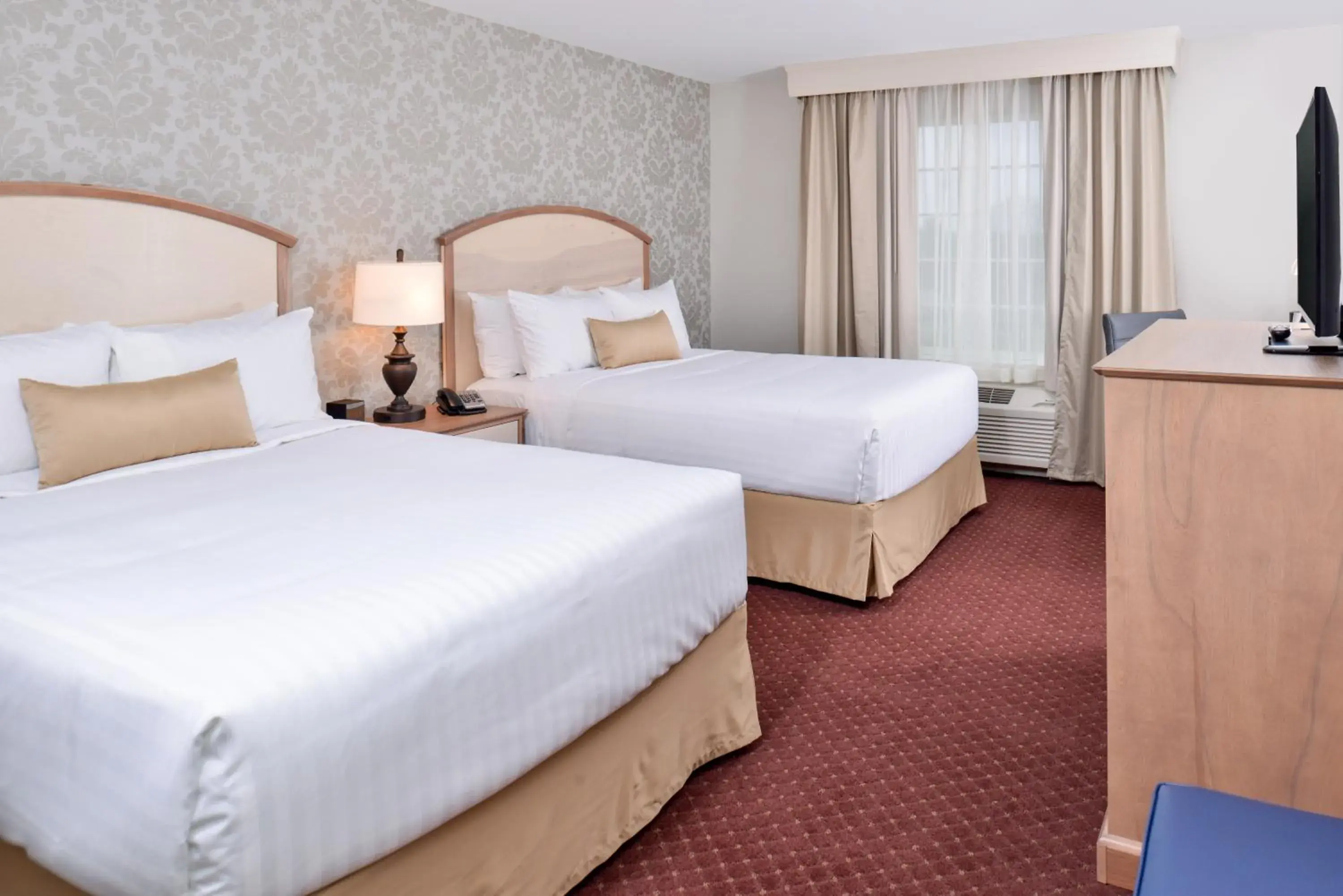 Standard 2 Queen Beds in Appomattox Inn and Suites Standard 2 Queen Beds in Appomattox Inn and Suites