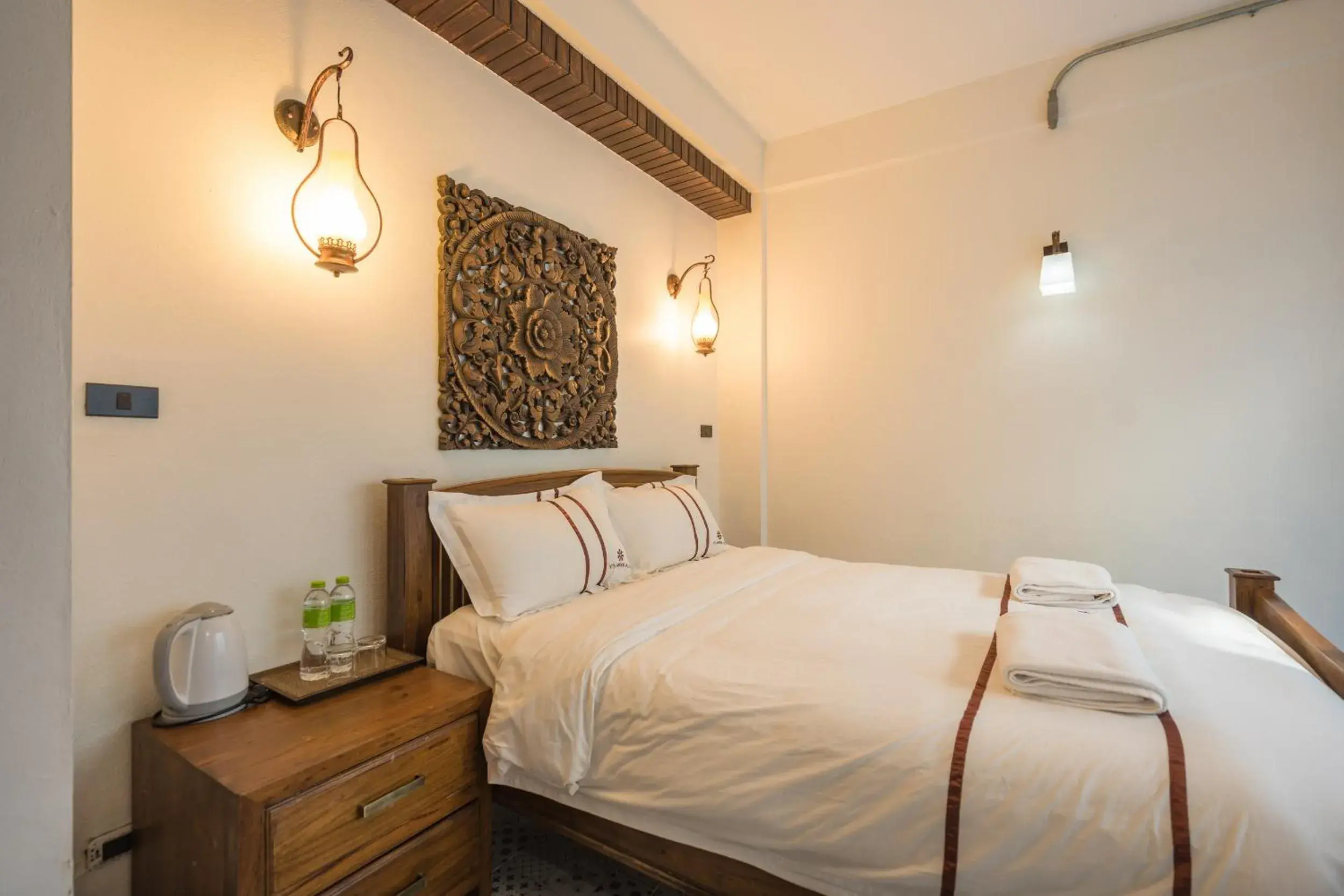 Deluxe Double Room with Balcony in Yi's Garden Villa Deluxe Double Room with Balcony in Yi's Garden Villa