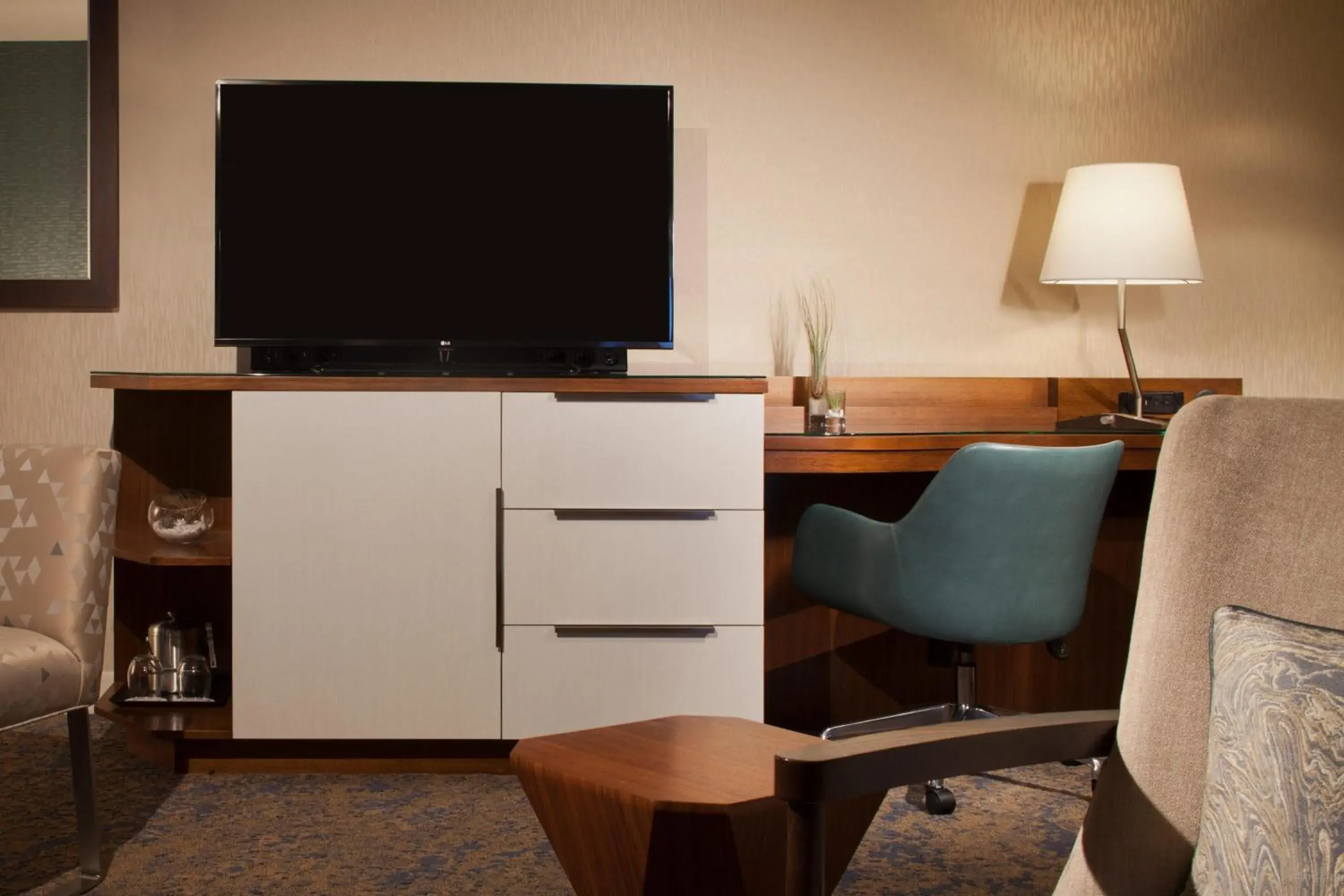 2 Queen Beds, Deluxe Guest Room in The Westin Dallas Downtown 2 Queen Beds, Deluxe Guest Room in The Westin Dallas Downtown