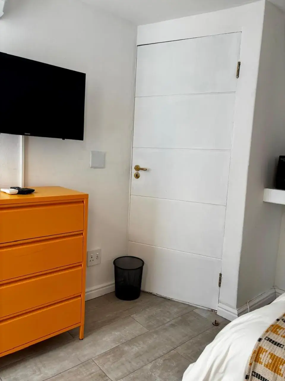 Budget Double Room in La Rose B&B Budget Double Room in La Rose B&B