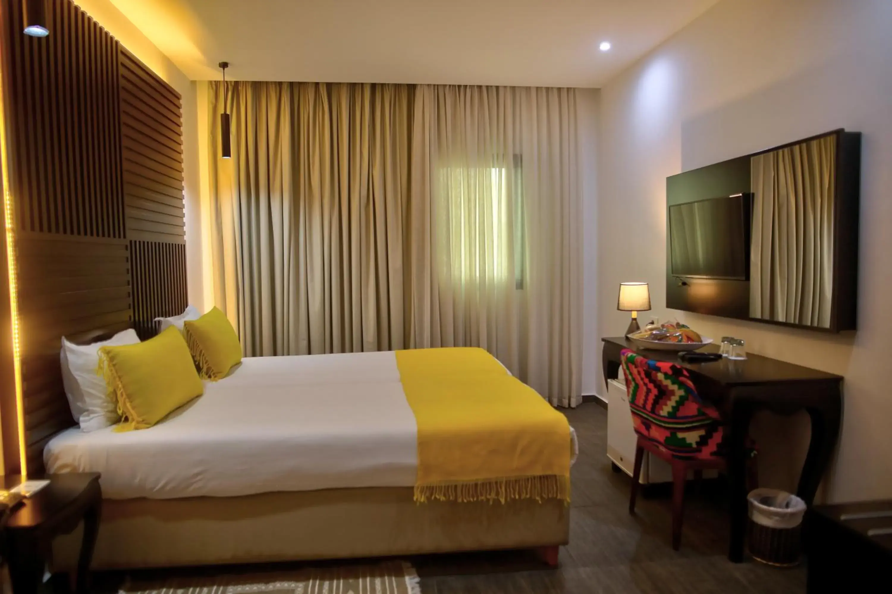 Superior Double Room in Hotel Lac Leman, LES BERGES DU LAC Superior Double Room in Hotel Lac Leman, LES BERGES DU LAC