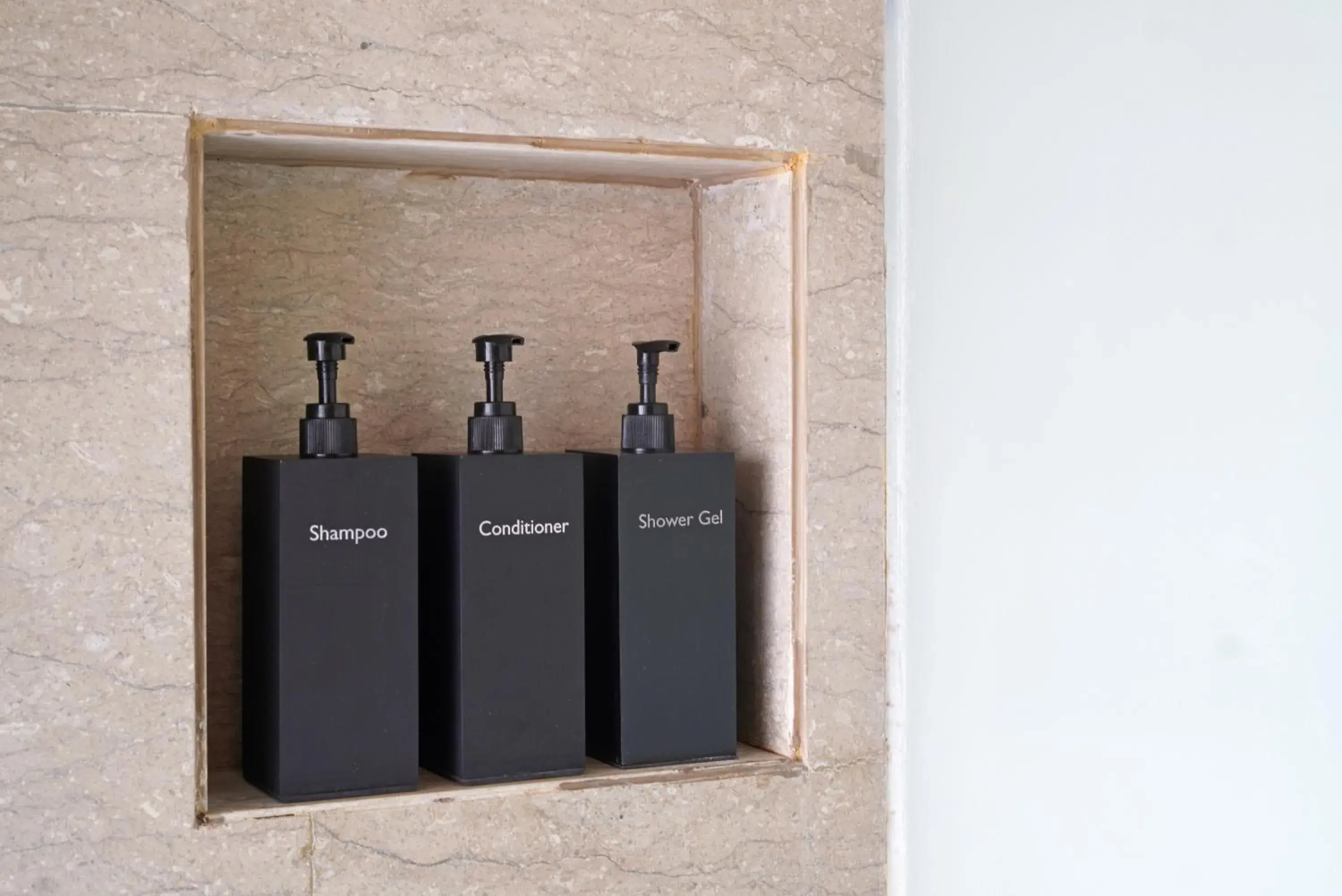 Deluxe King Room with Mountain View in Alila Solo Deluxe King Room with Mountain View in Alila Solo