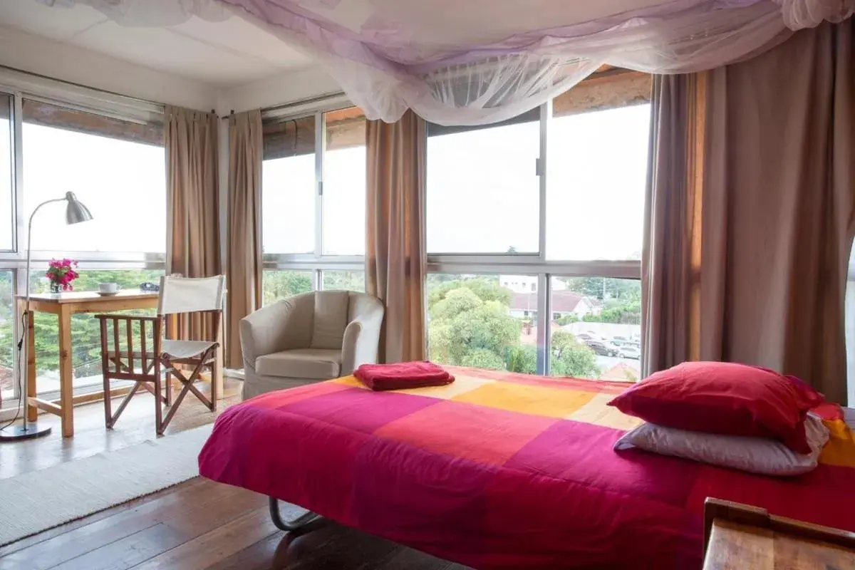 Small Double Room in Q-Bar & Guesthouse Small Double Room in Q-Bar & Guesthouse