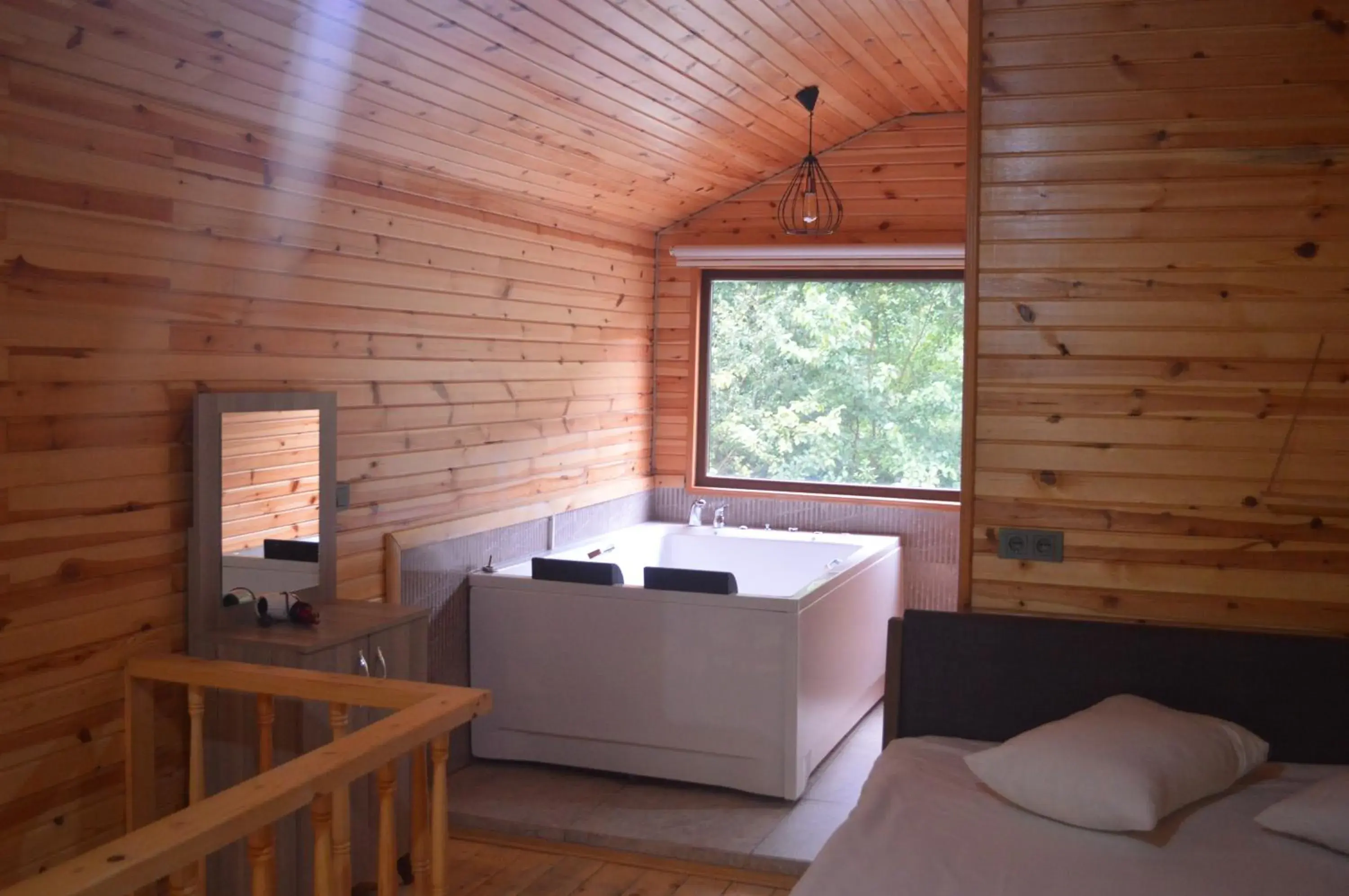 Superior Bungalow in Sapanca Gönül Sofram Hotel & Bungalow & Villas Superior Bungalow in Sapanca Gönül Sofram Hotel & Bungalow & Villas