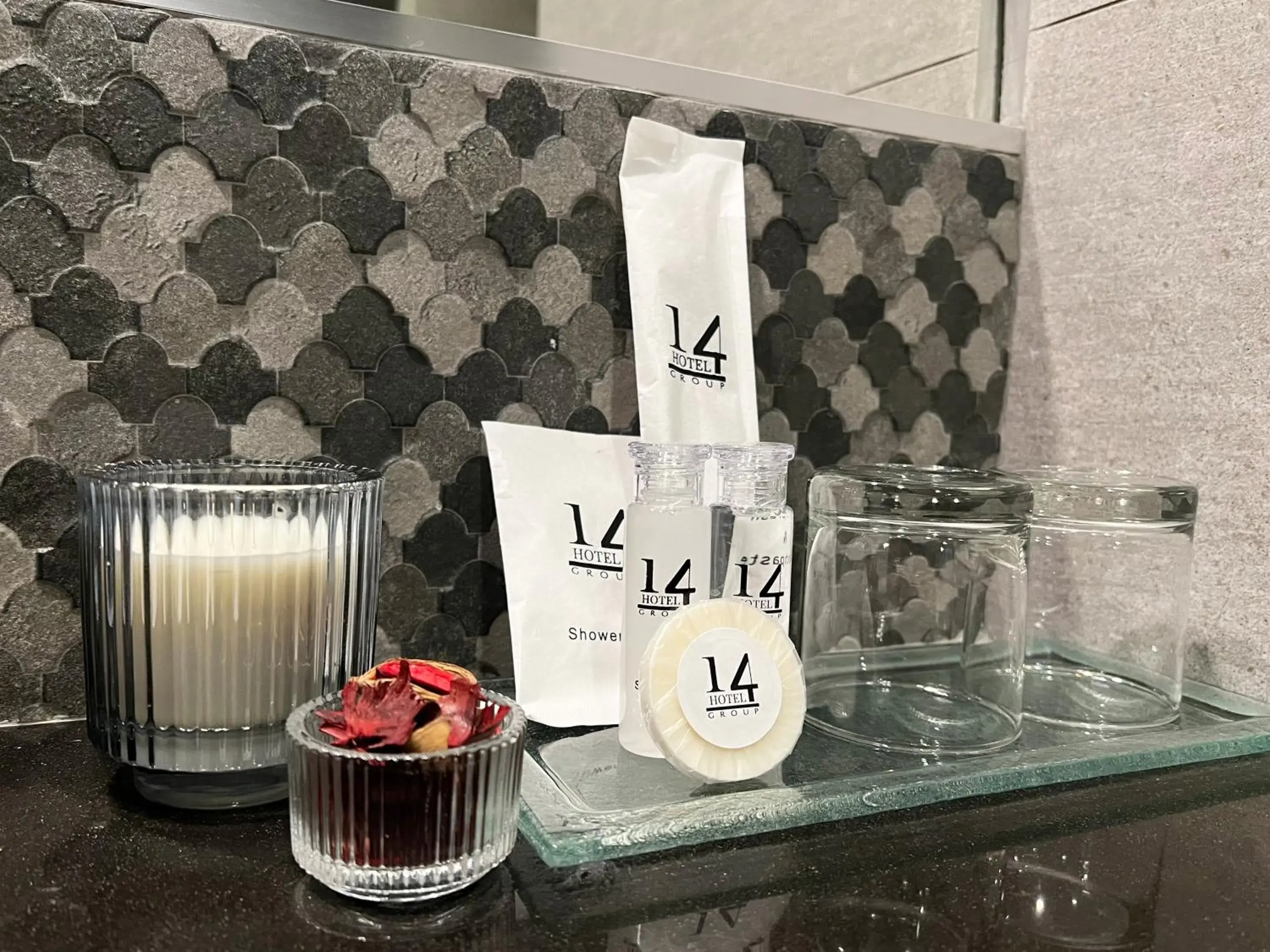 Deluxe Double Room in 14 Place Deluxe Double Room in 14 Place